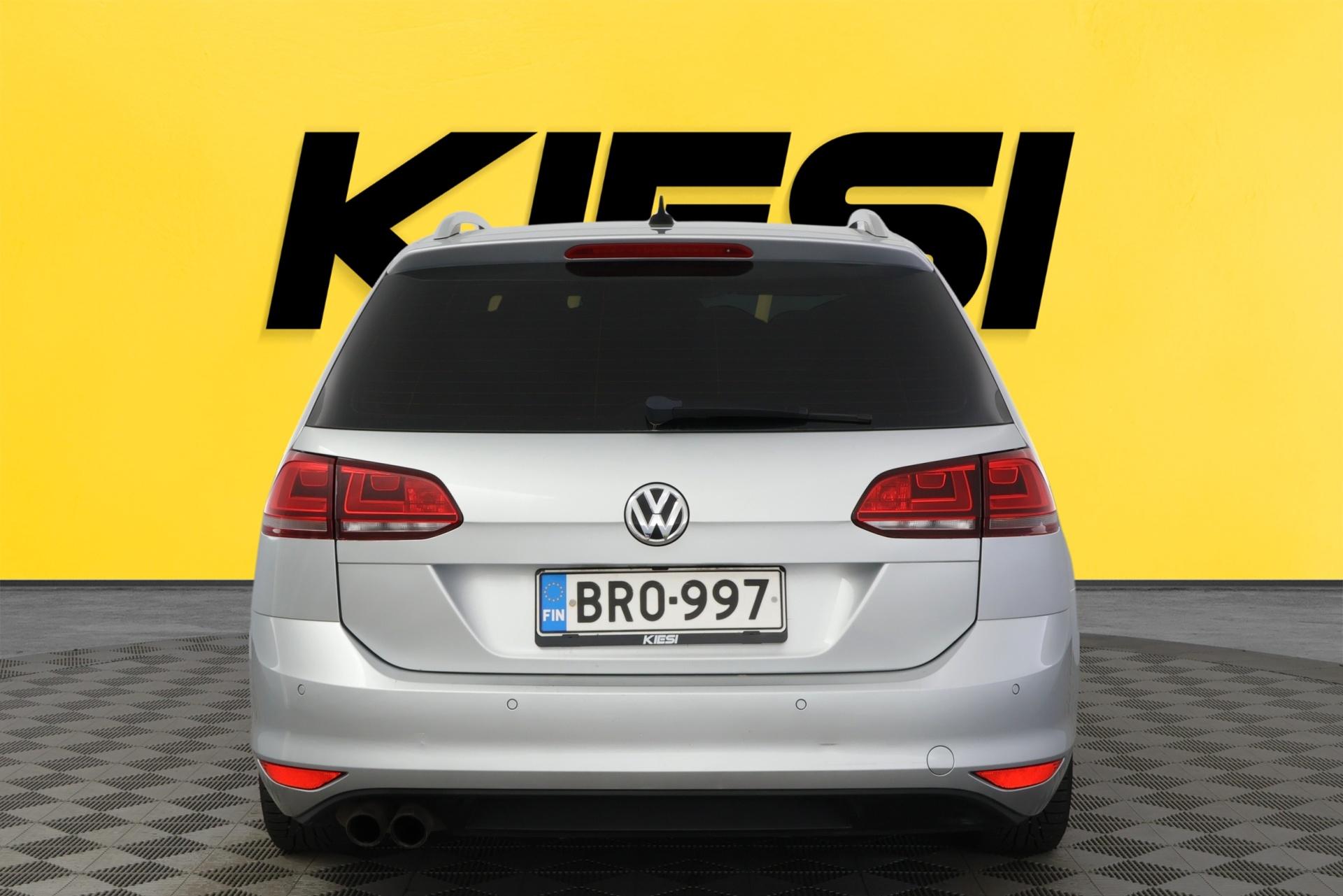 VOLKSWAGEN Golf 2014