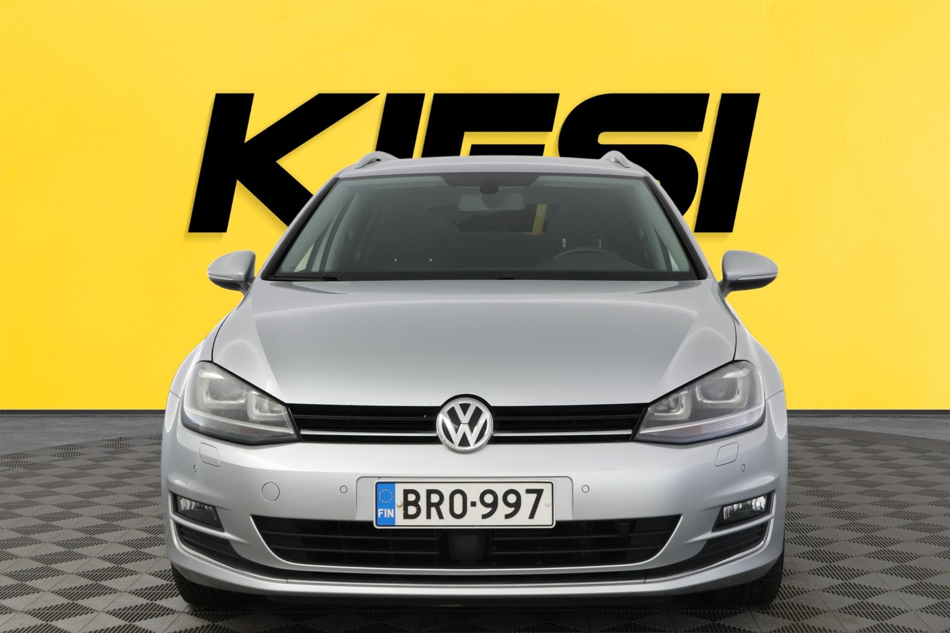VOLKSWAGEN Golf 2014