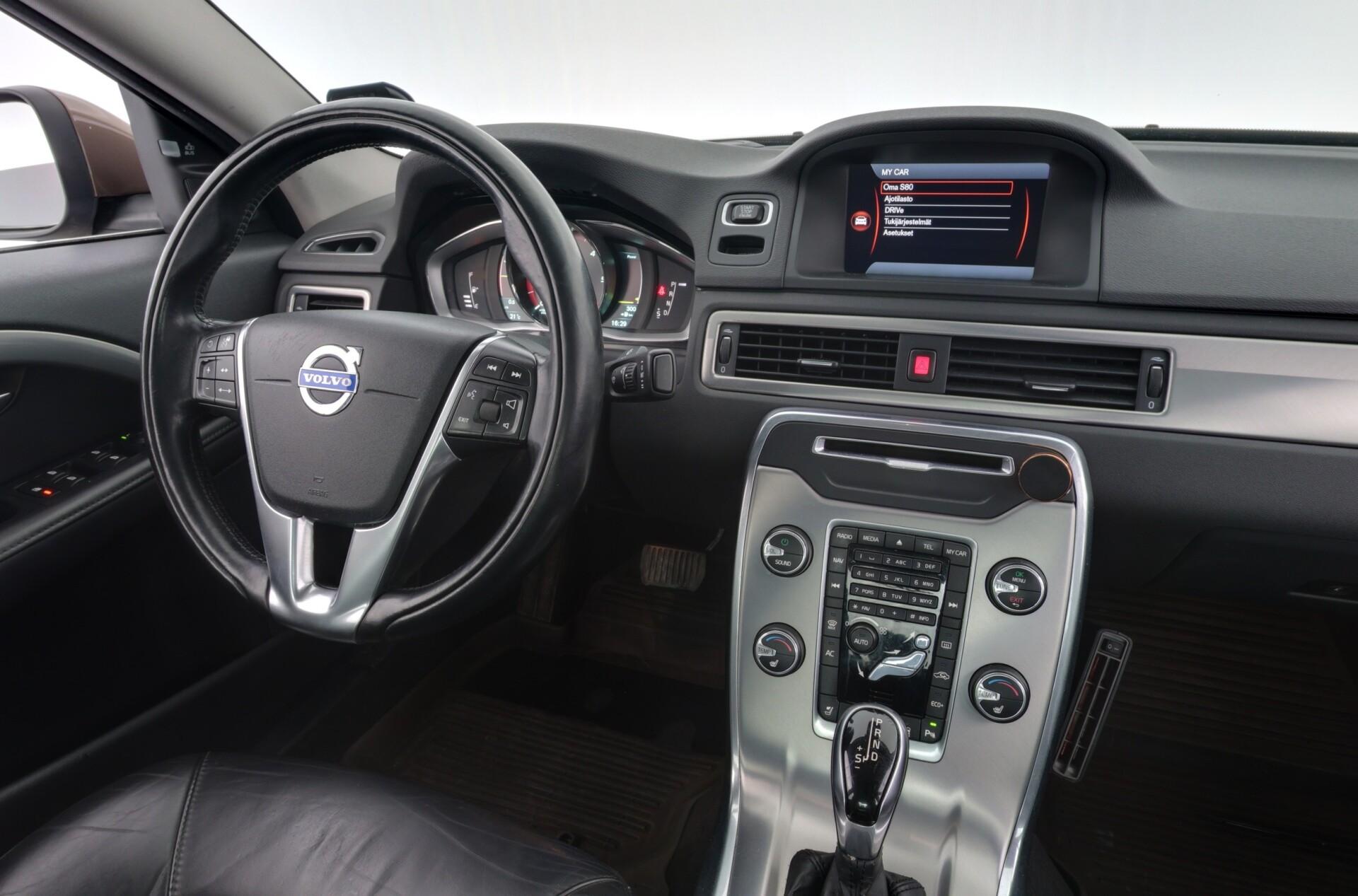 VOLVO S80 2014