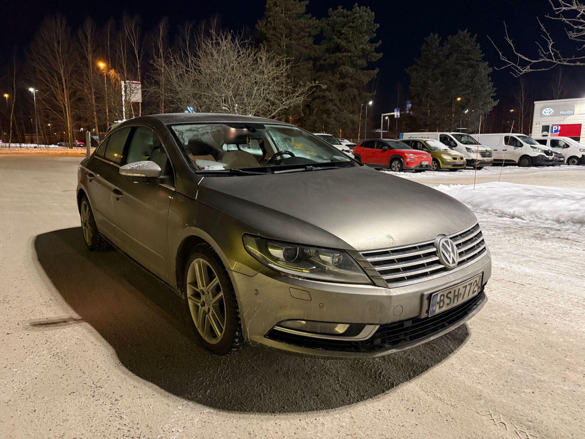 VOLKSWAGEN CC 2012