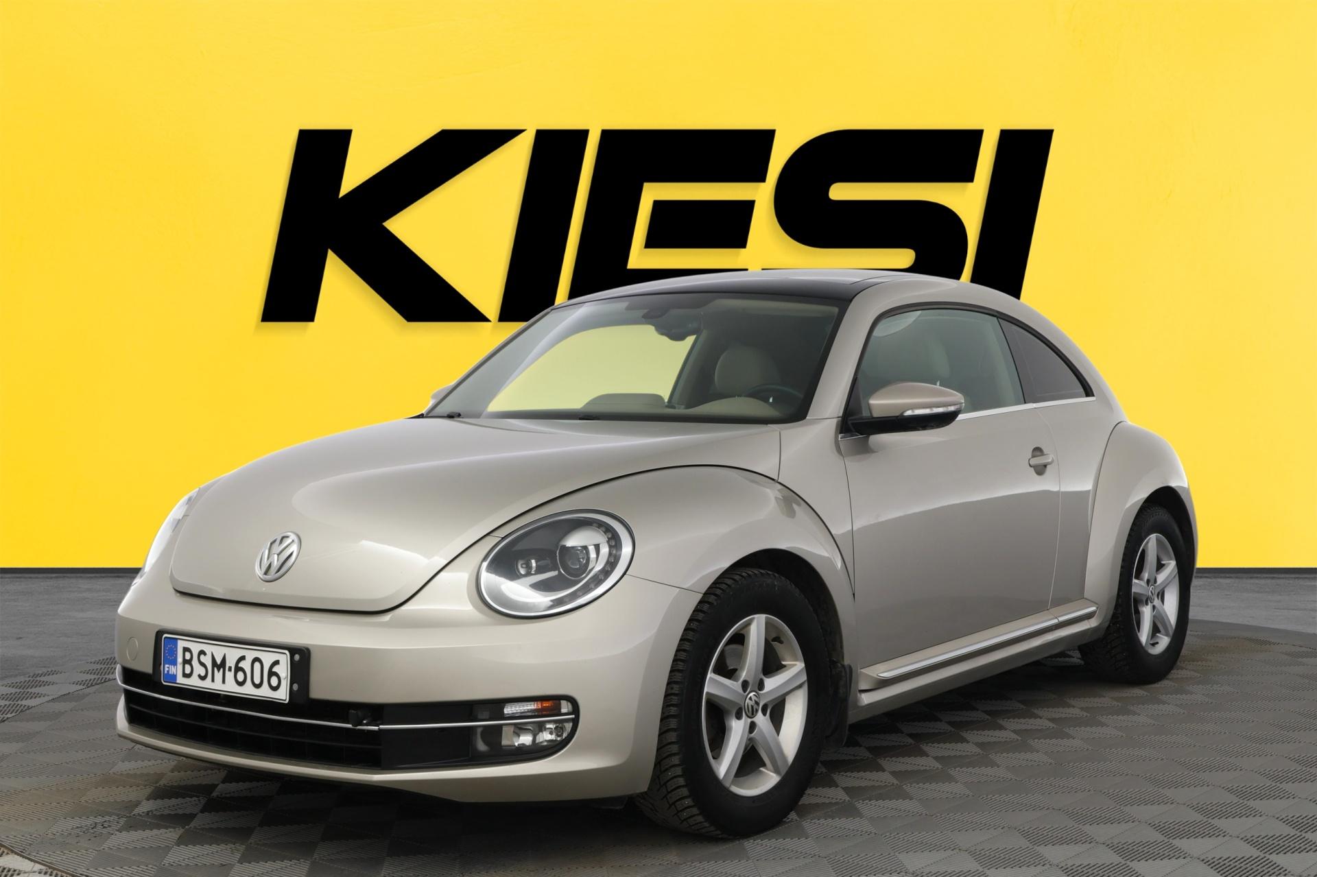 VOLKSWAGEN Beetle 2015