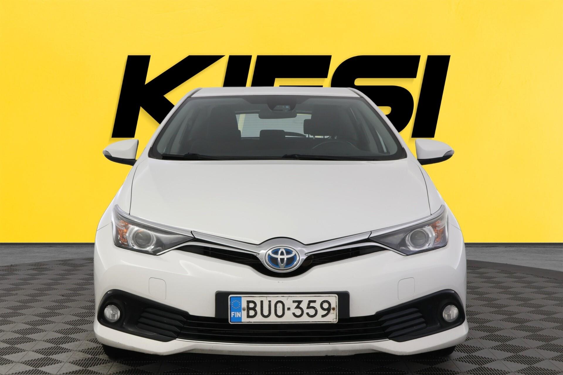 TOYOTA Auris 2017