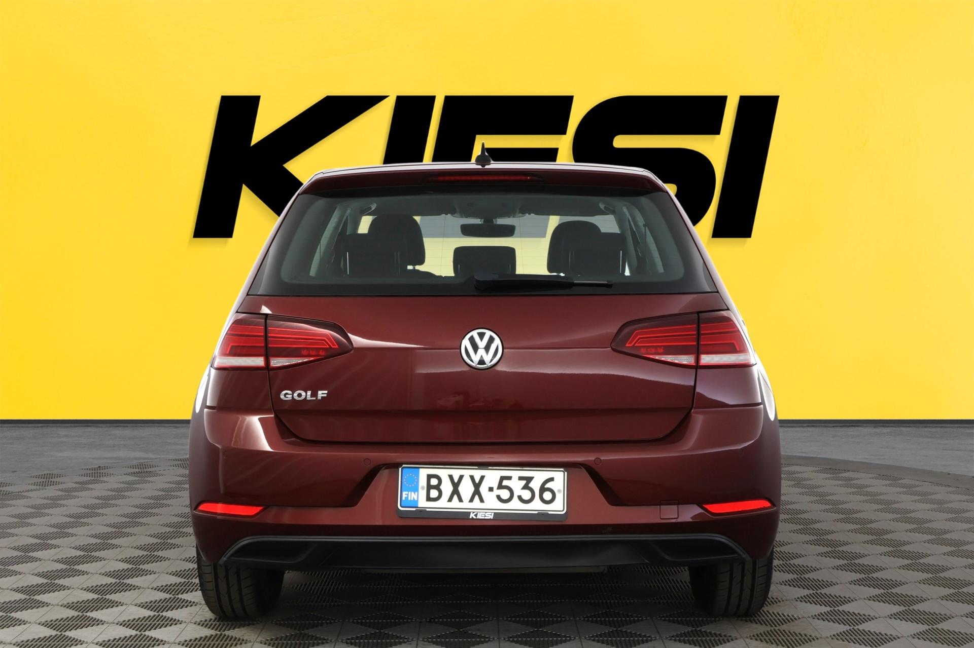 VOLKSWAGEN Golf 2019