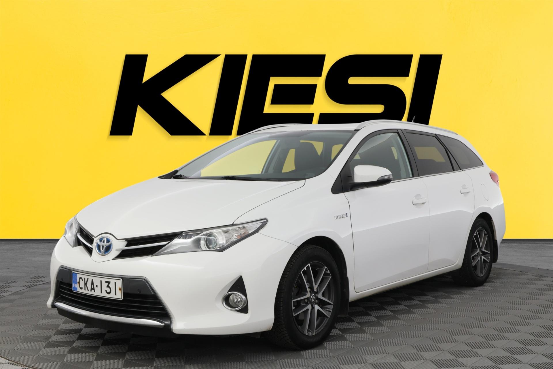 TOYOTA Auris 2014