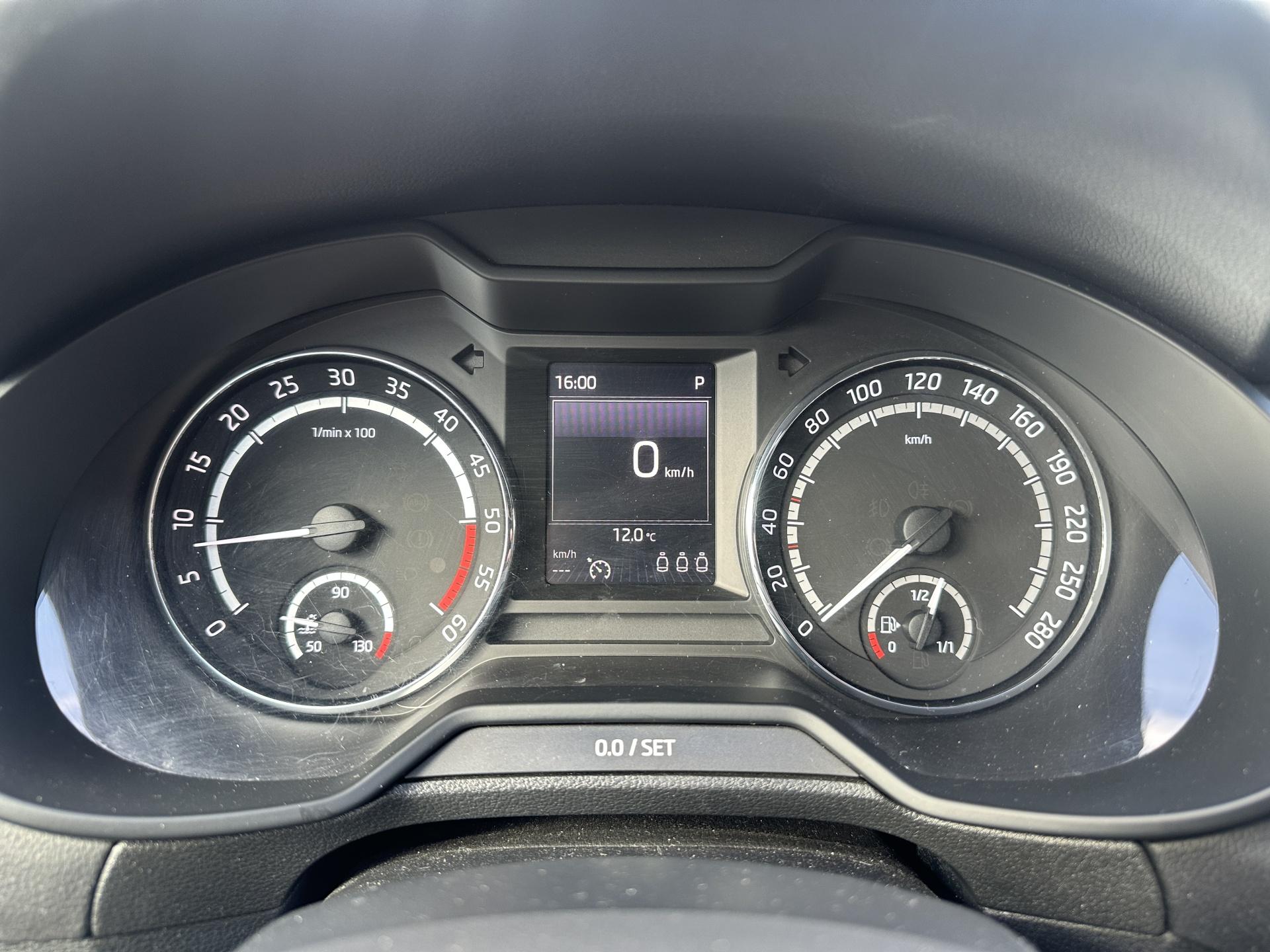 SKODA Octavia 2016