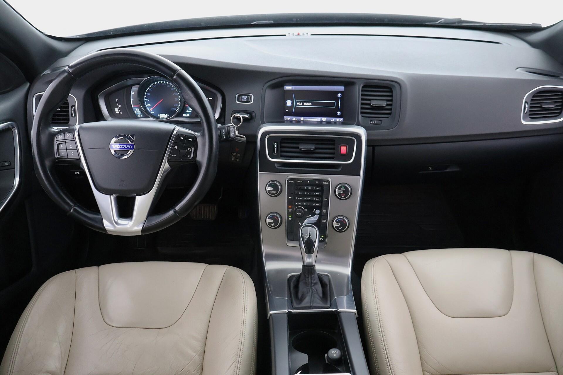 VOLVO V60 2014