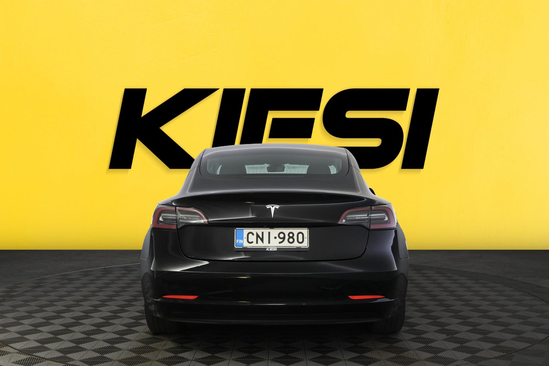 TESLA Model 3 2019
