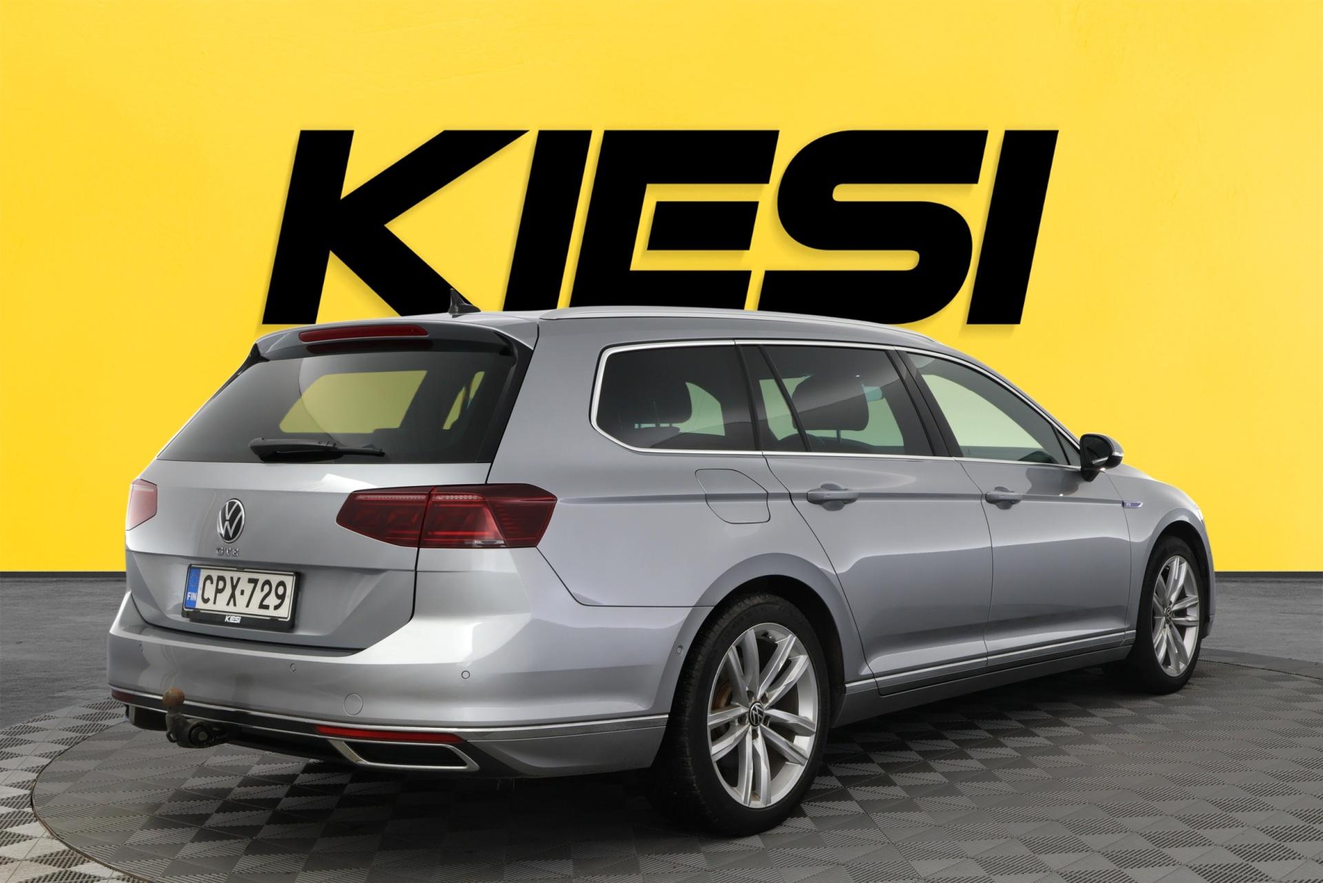 VOLKSWAGEN Passat 2021