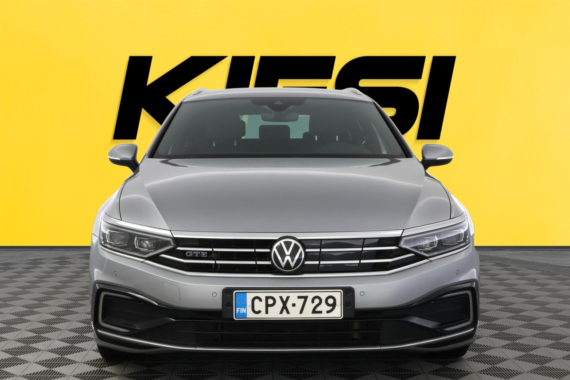 VOLKSWAGEN Passat 2021