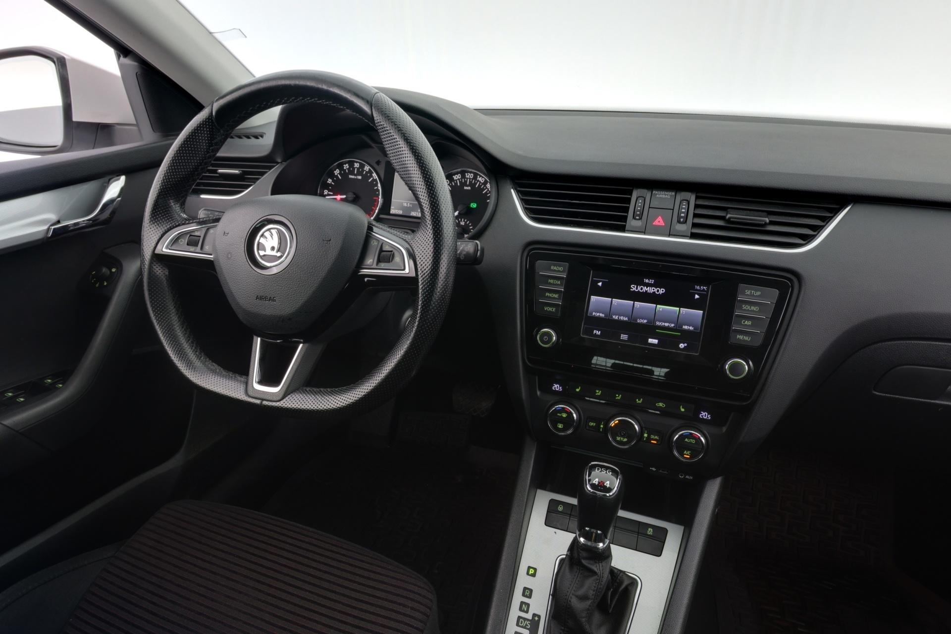 SKODA Octavia 2015