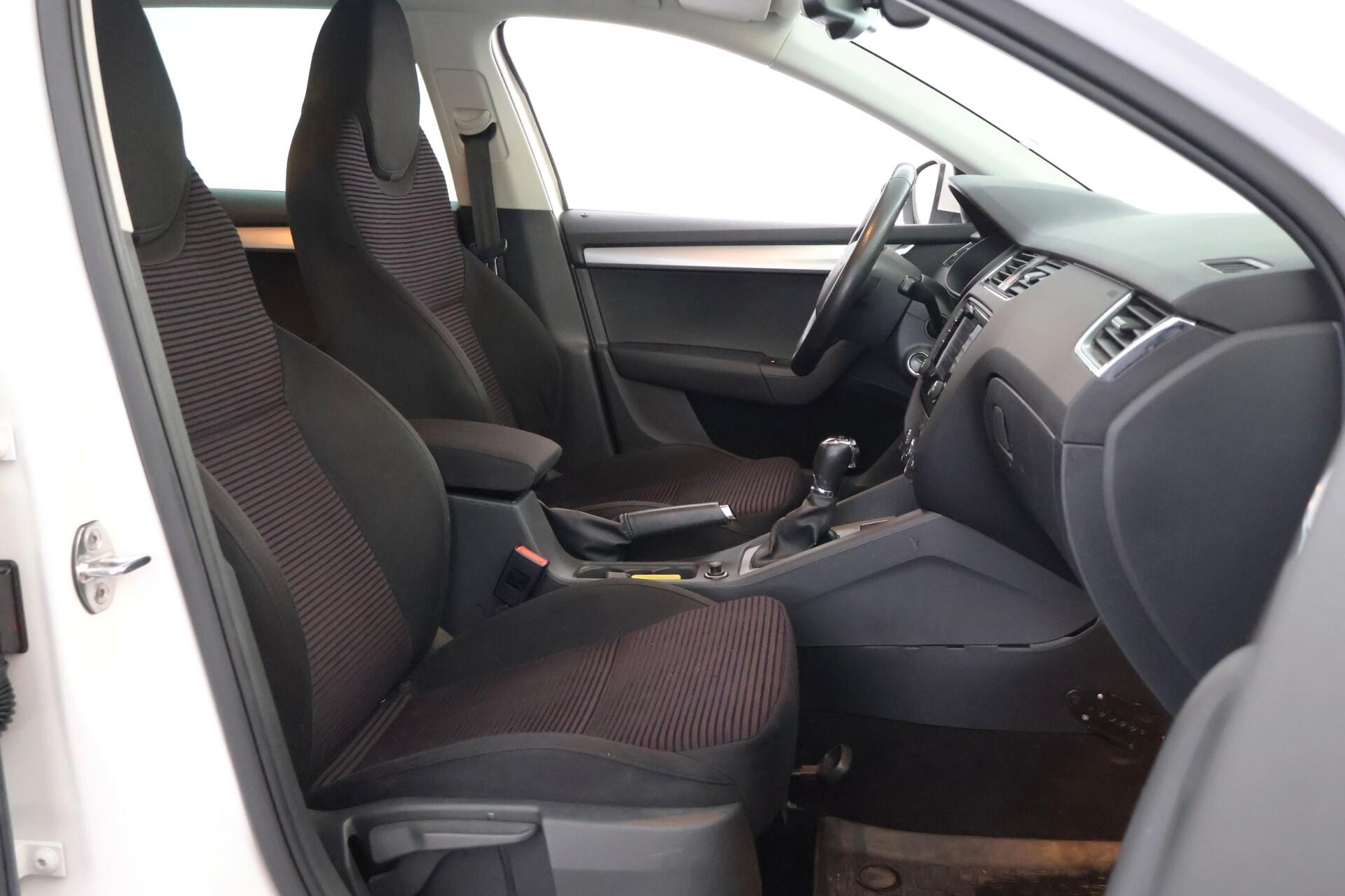 SKODA Octavia 2015