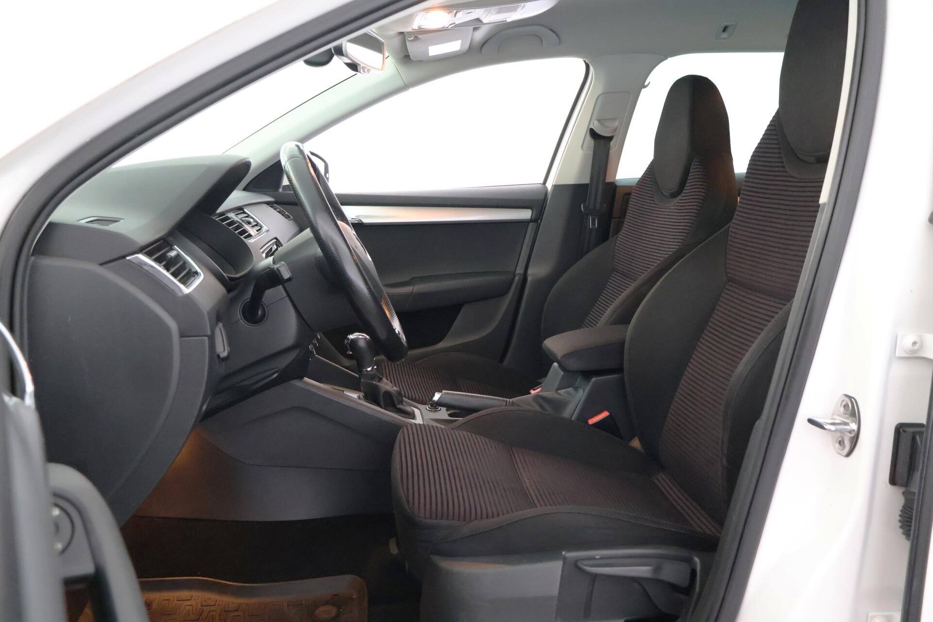 SKODA Octavia 2015