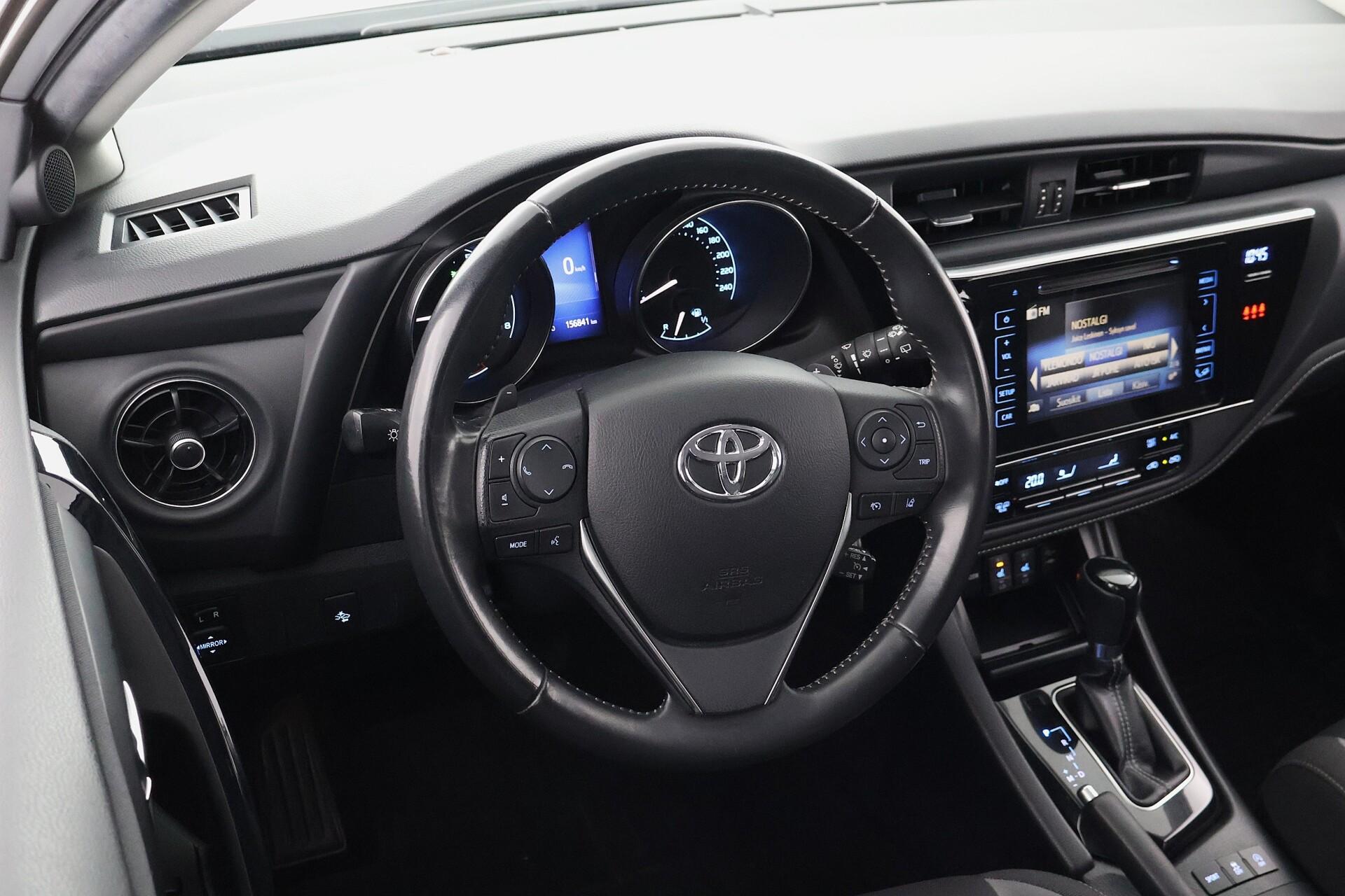 TOYOTA Auris 2018