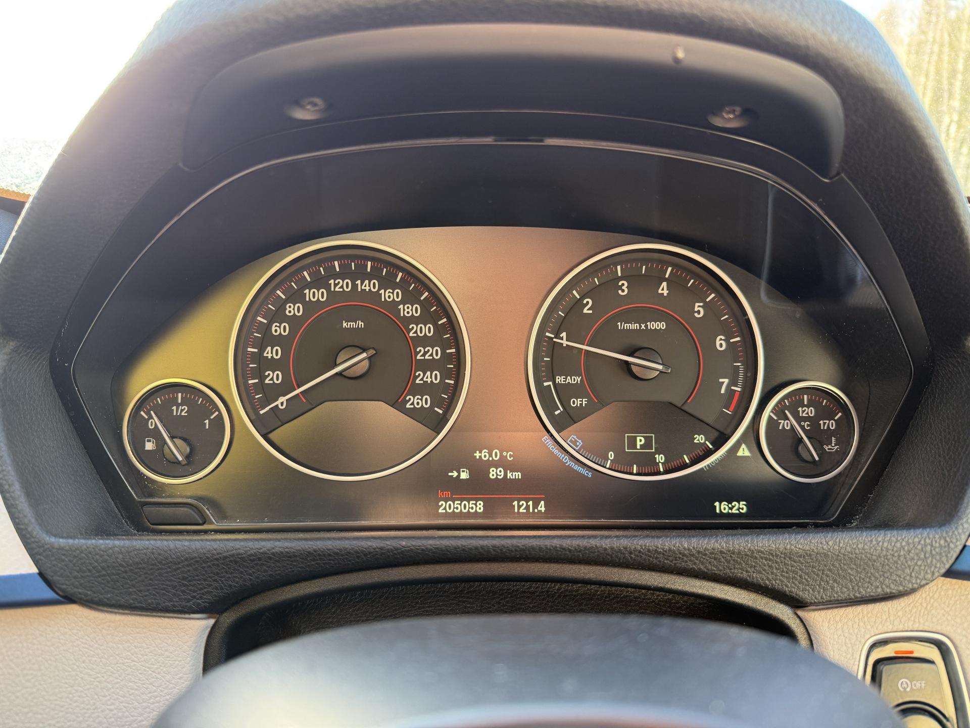 BMW 320 Gran Turismo 2017