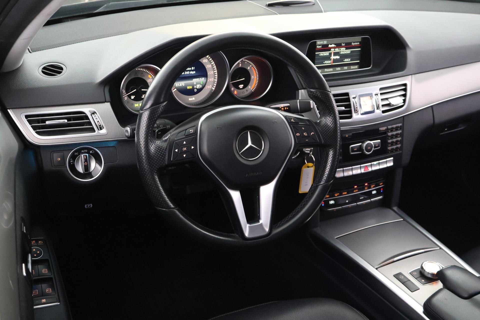 MERCEDES-BENZ E 2015