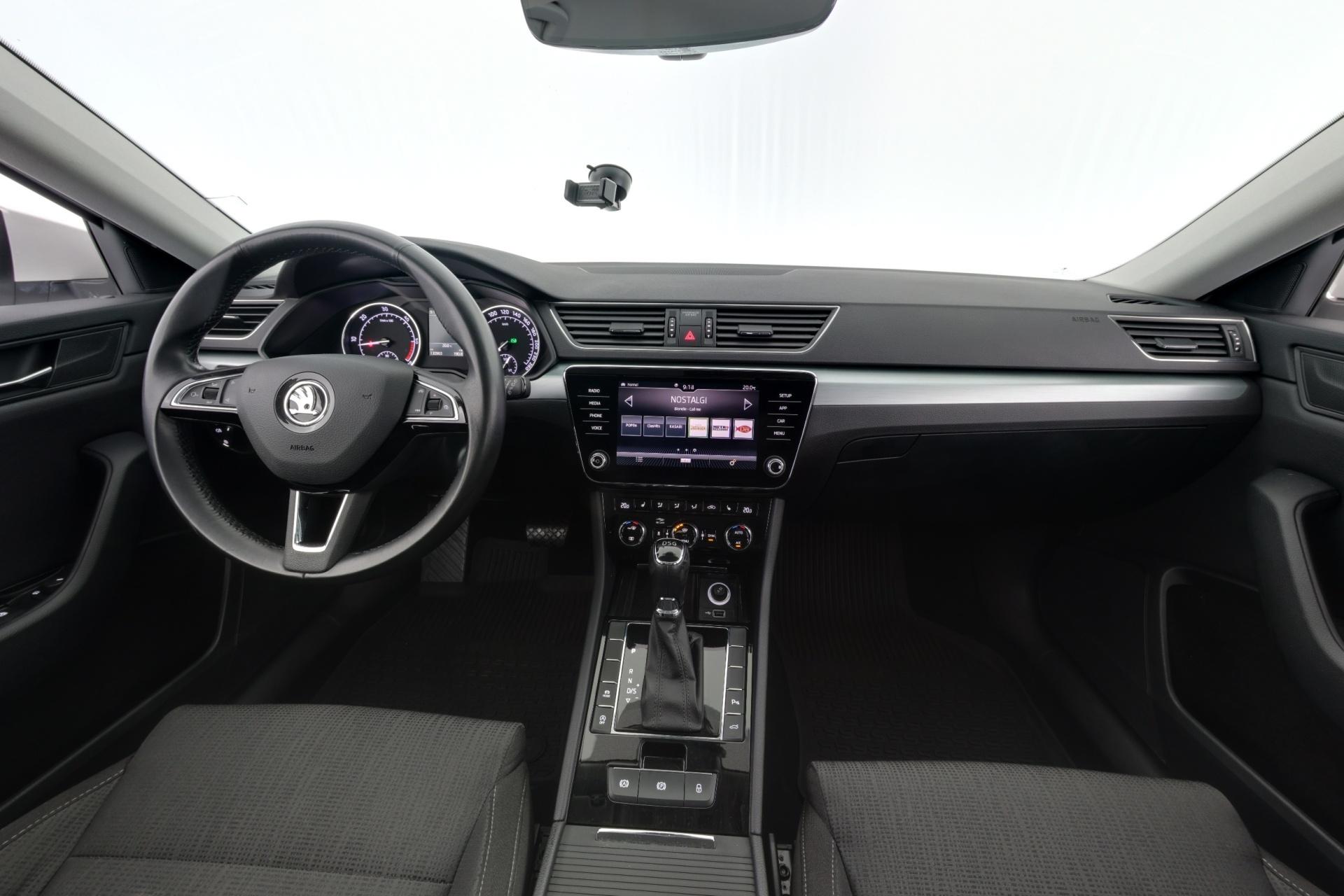 SKODA Superb 2019