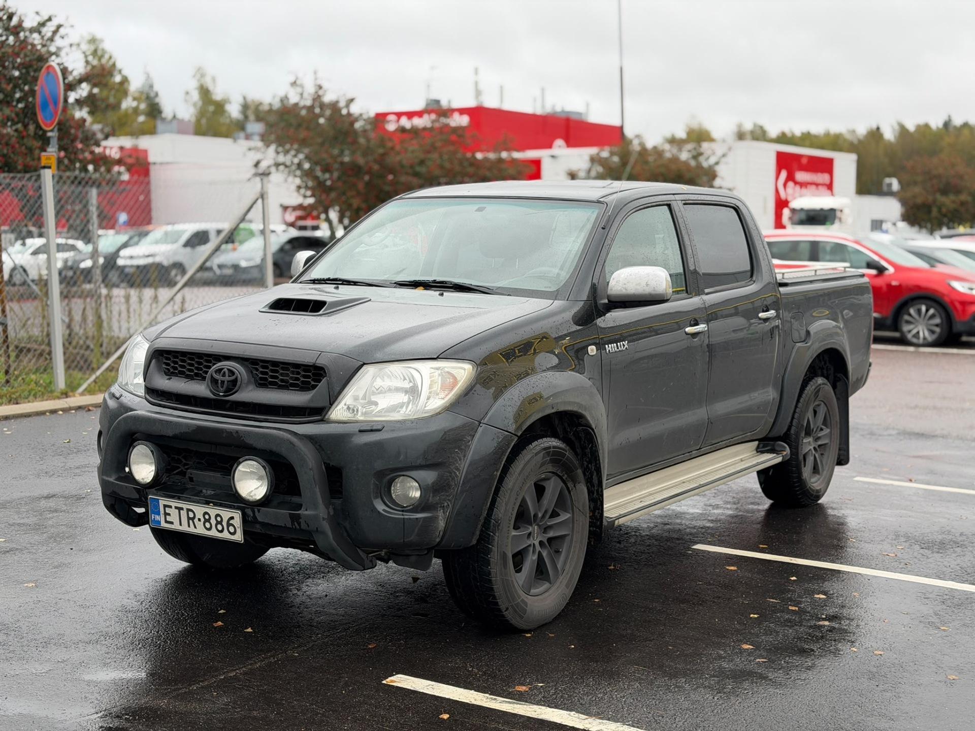TOYOTA Hilux 2010