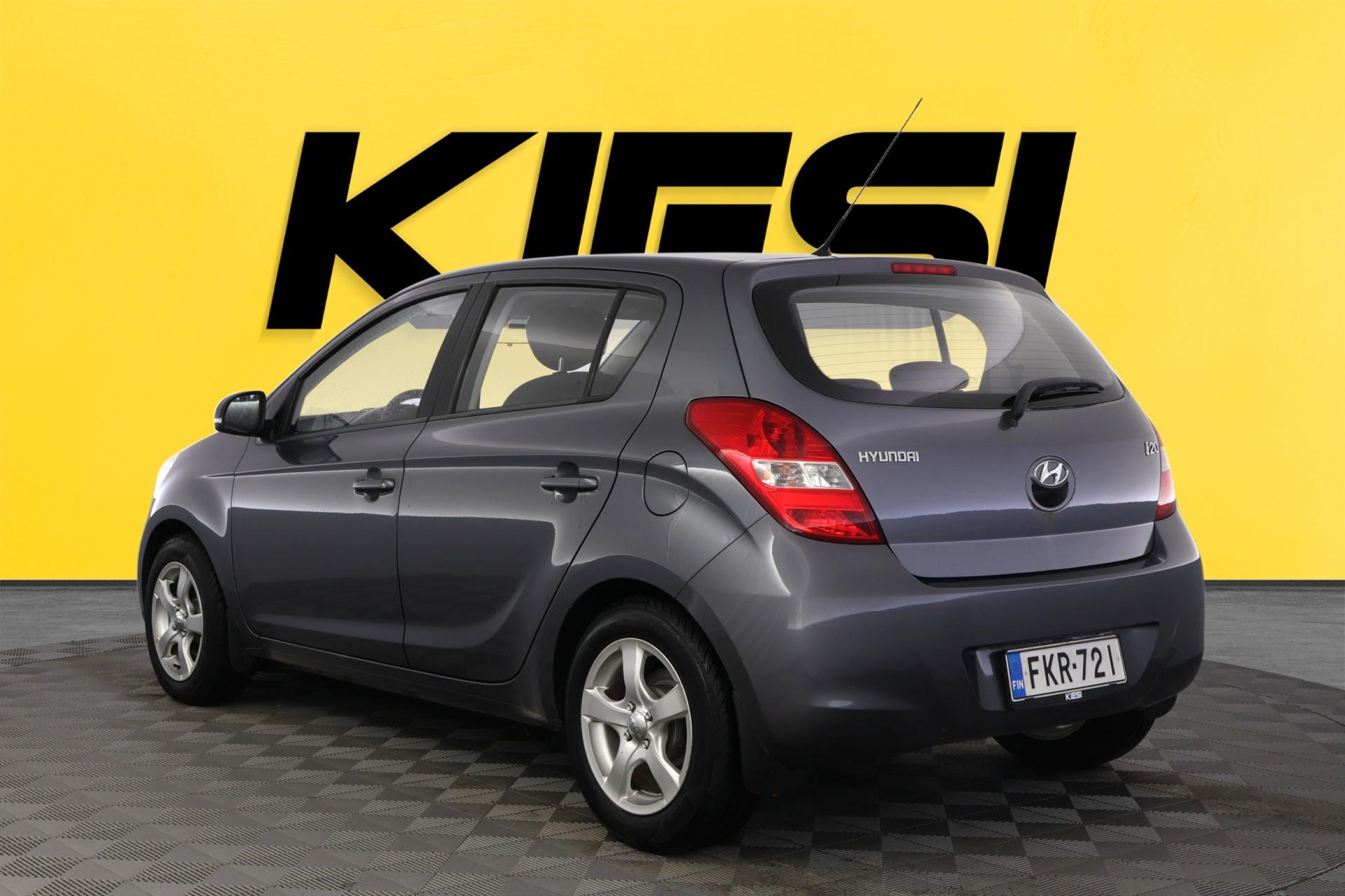 HYUNDAI i20 2012