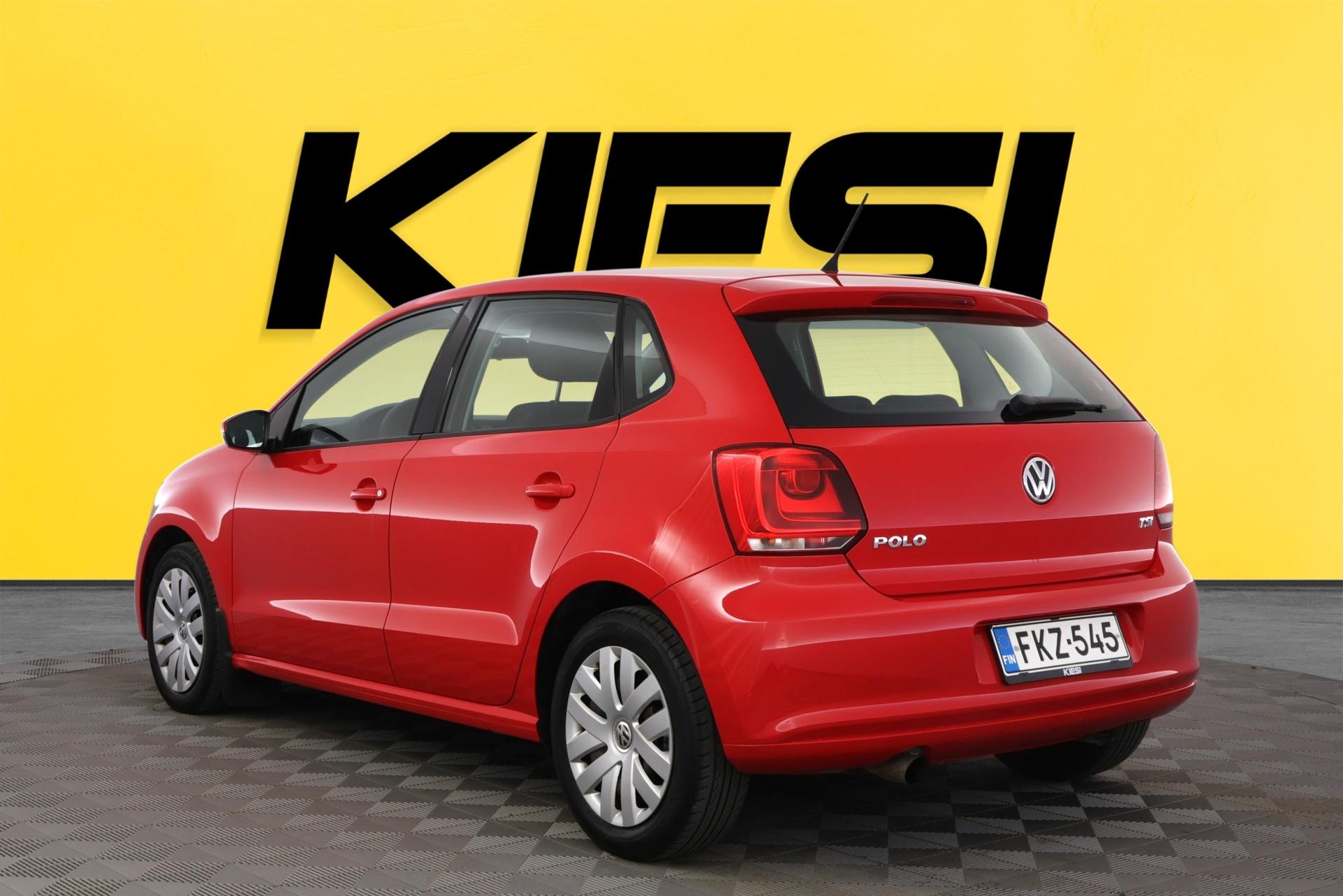 VOLKSWAGEN Polo 2013