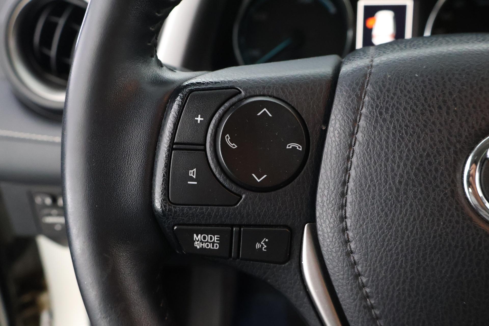 TOYOTA RAV4 2018