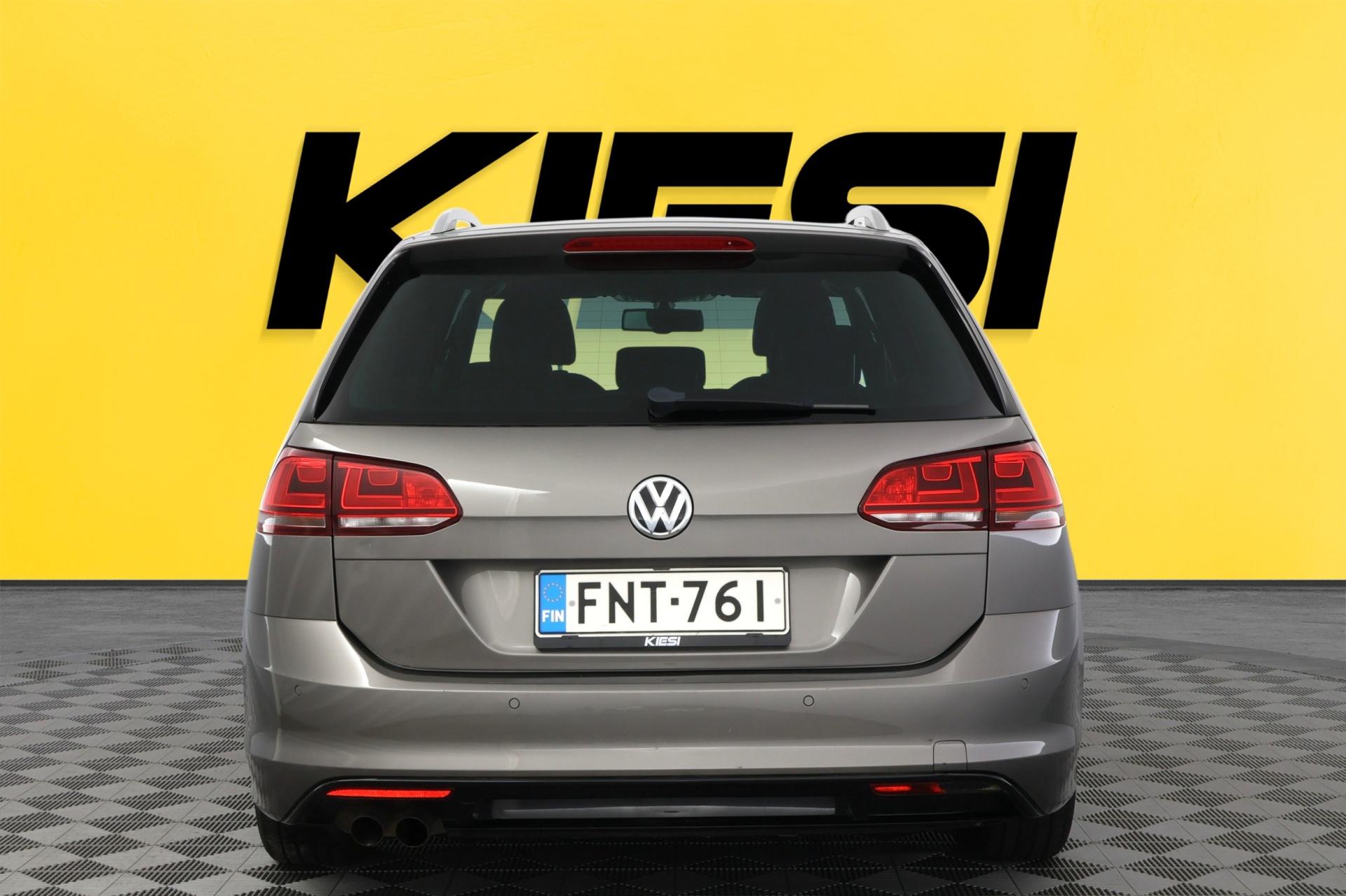 VOLKSWAGEN Golf 2016