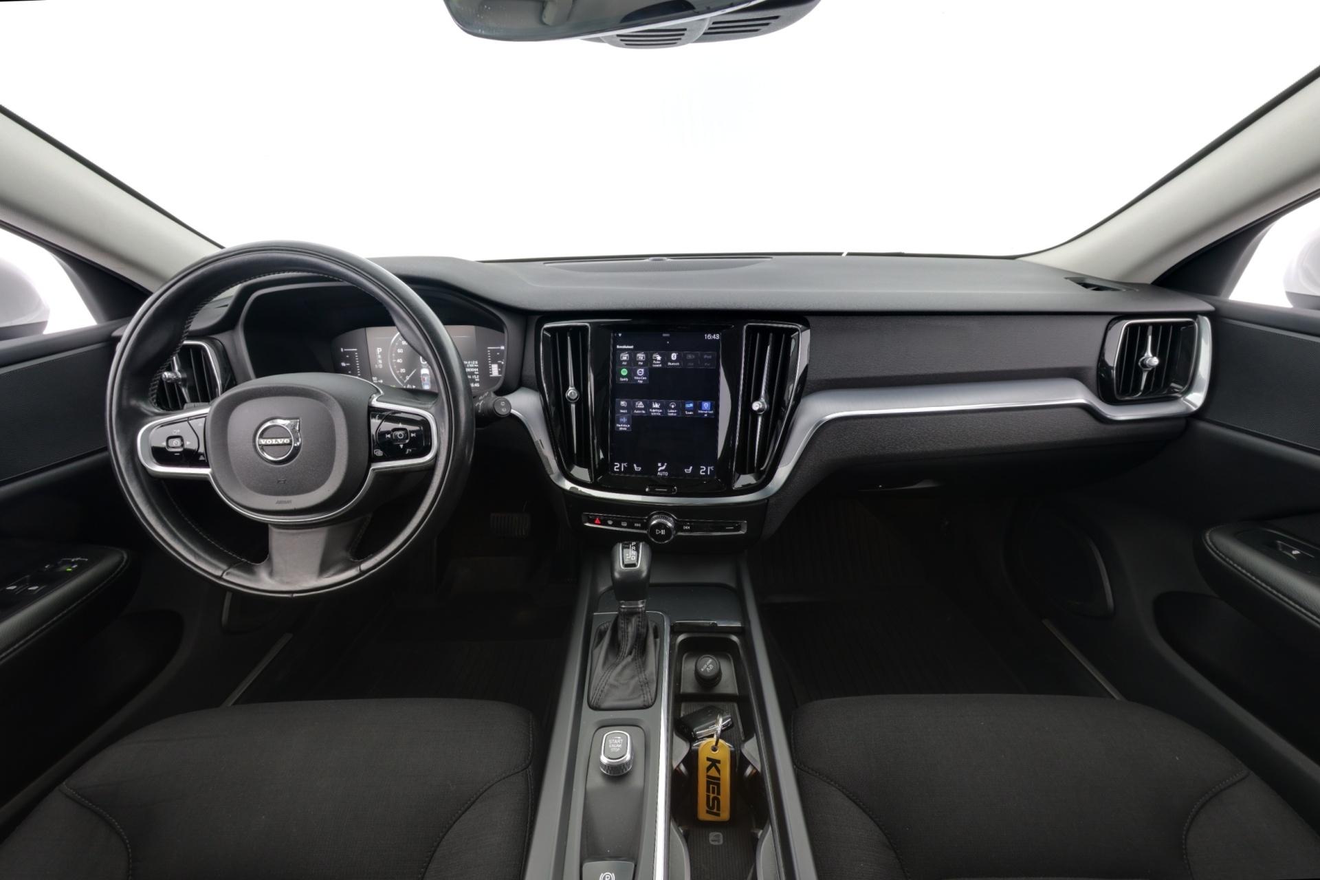 VOLVO V60 2019