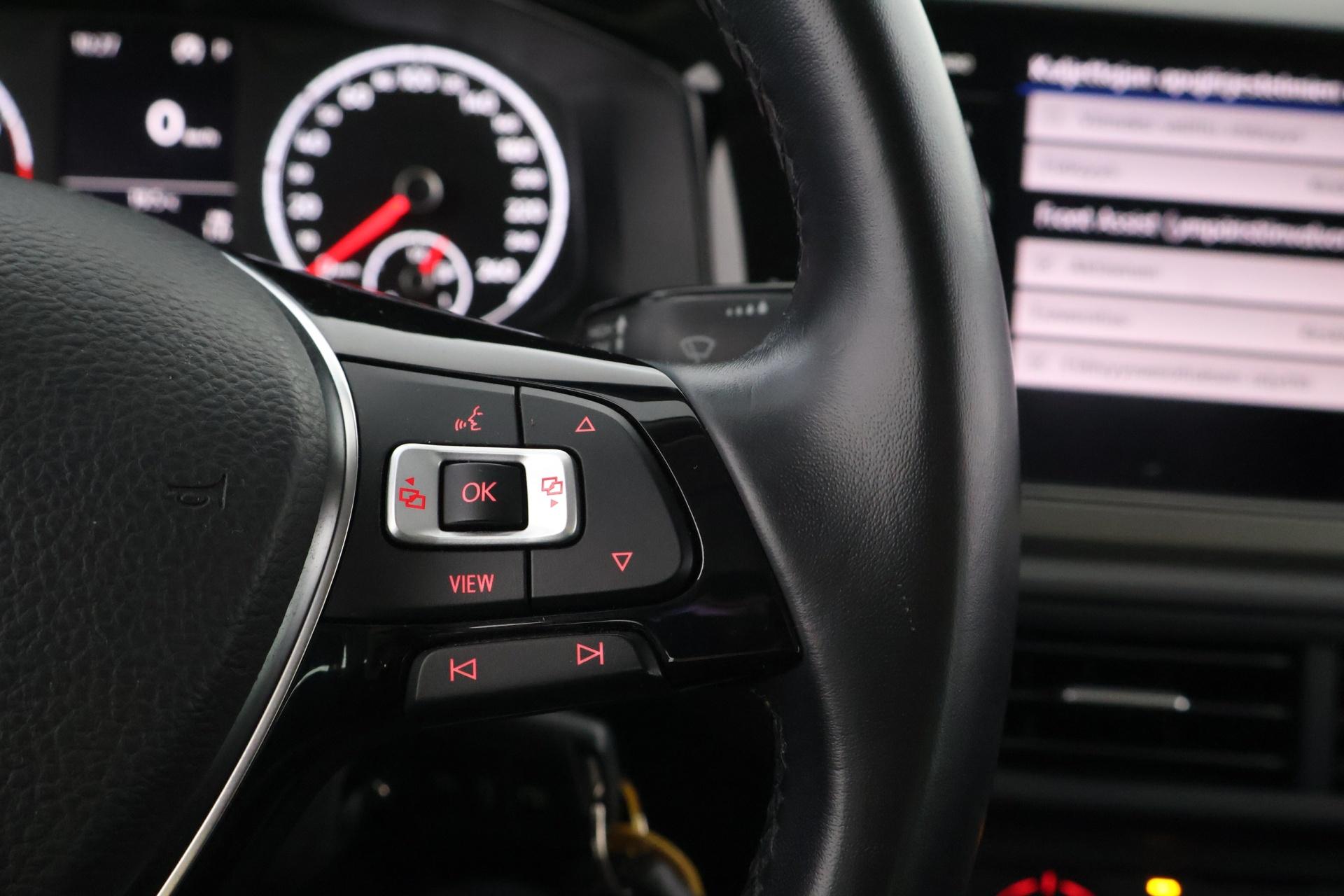 VOLKSWAGEN Polo 2019
