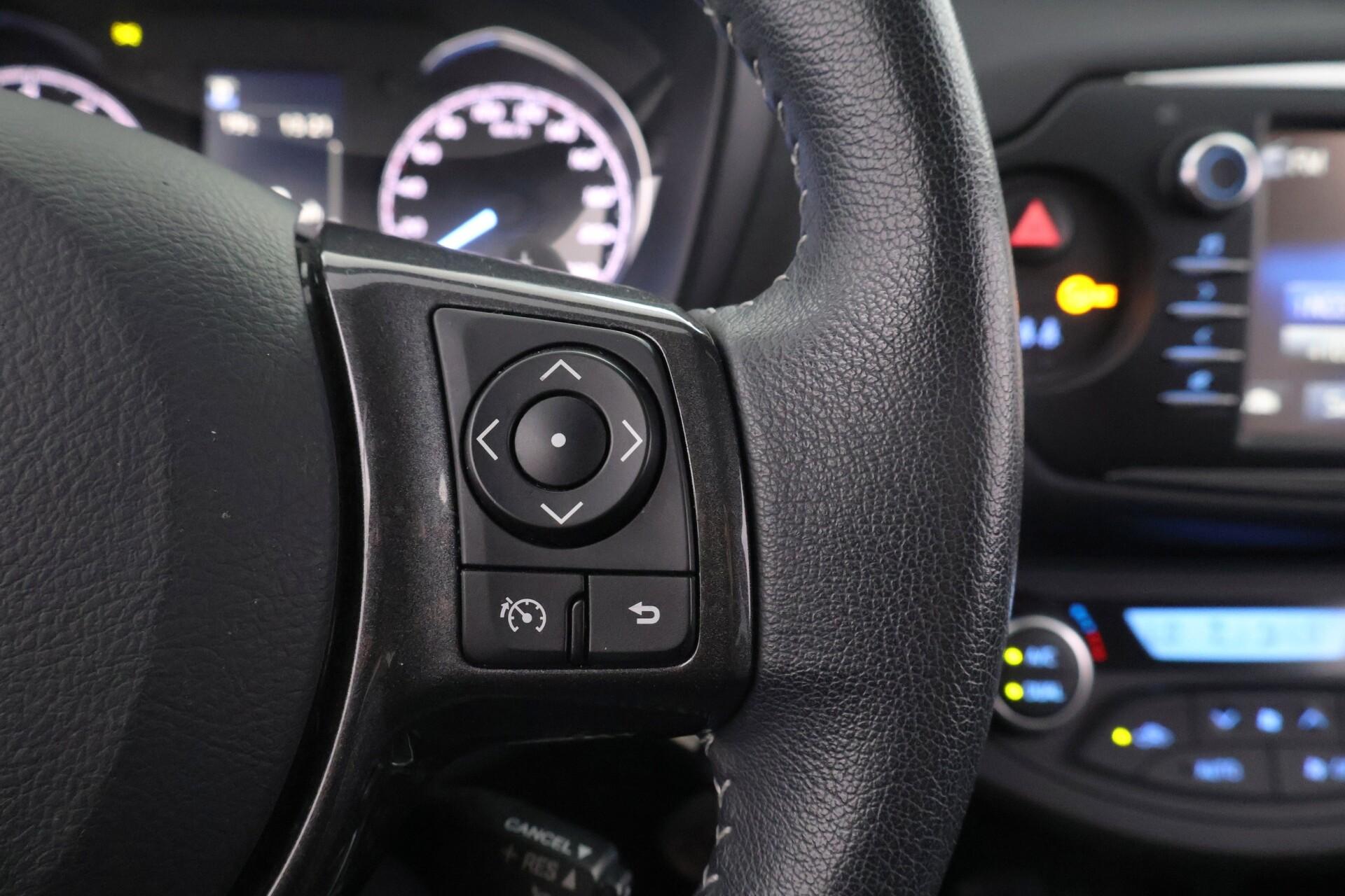 TOYOTA Yaris 2019