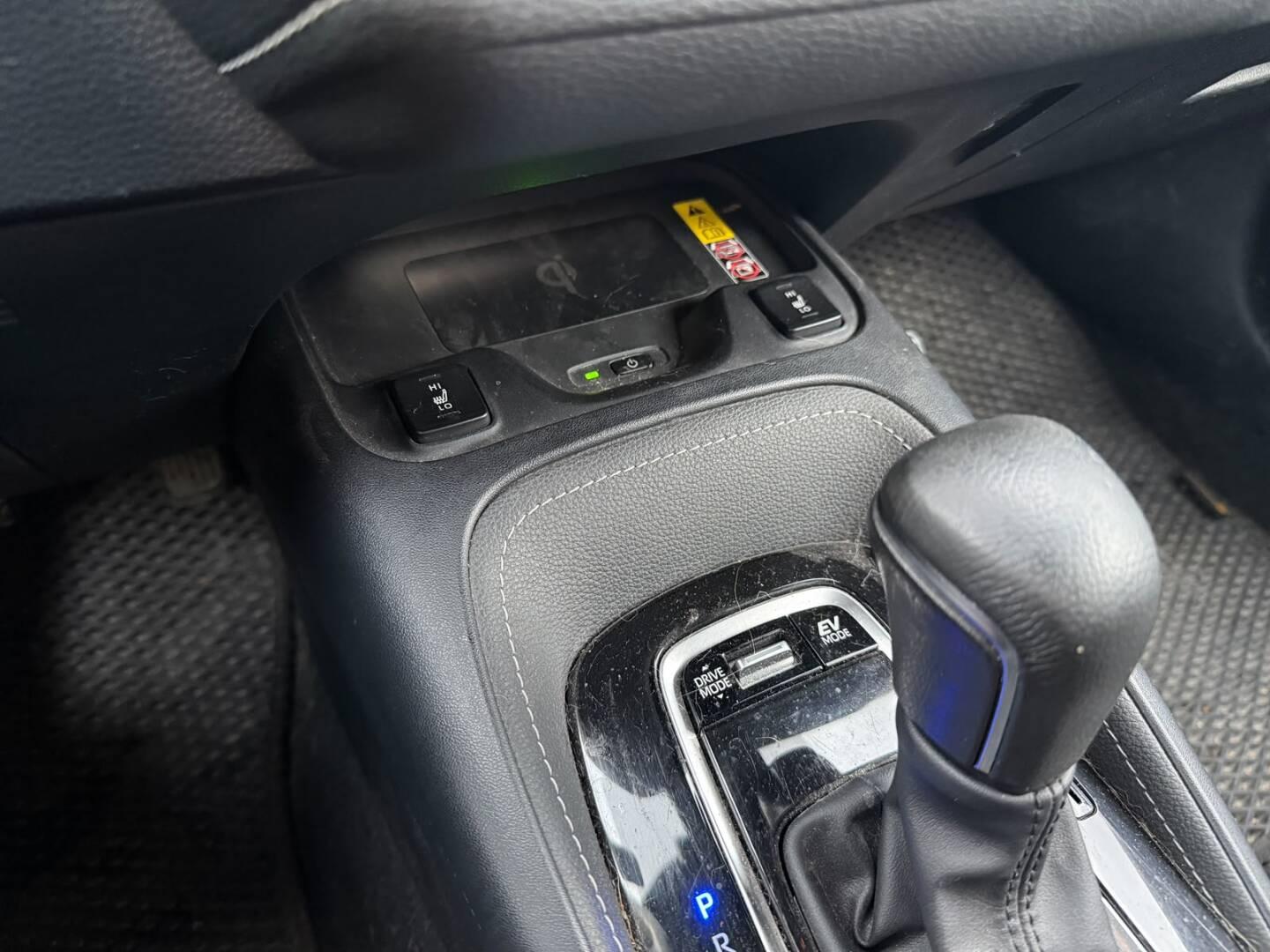 TOYOTA Corolla 2024
