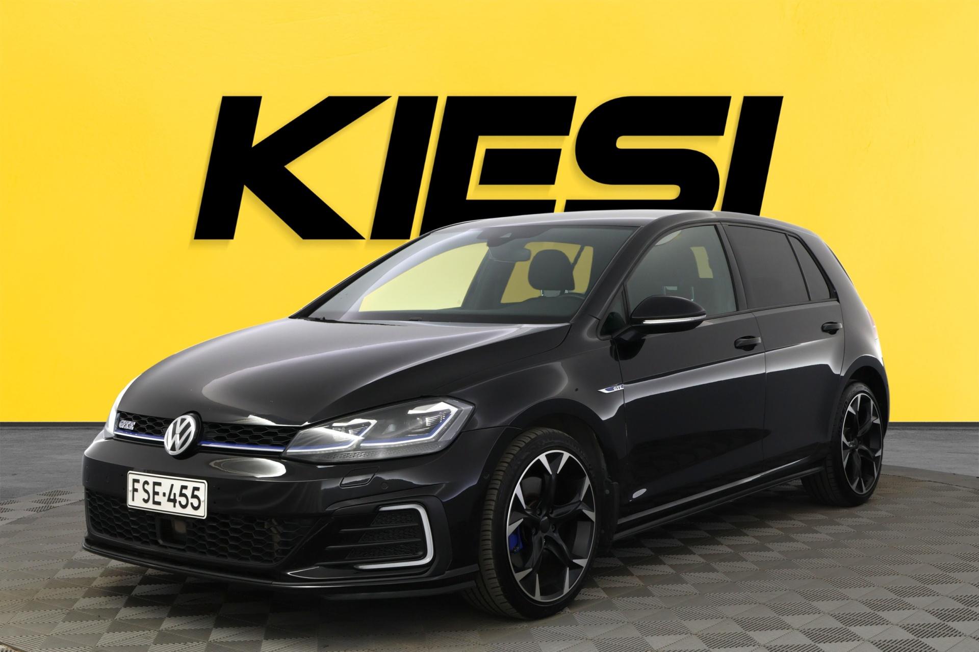 VOLKSWAGEN Golf 2018