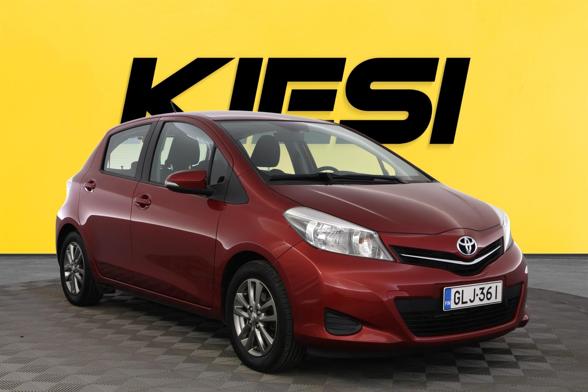 TOYOTA Yaris 2014
