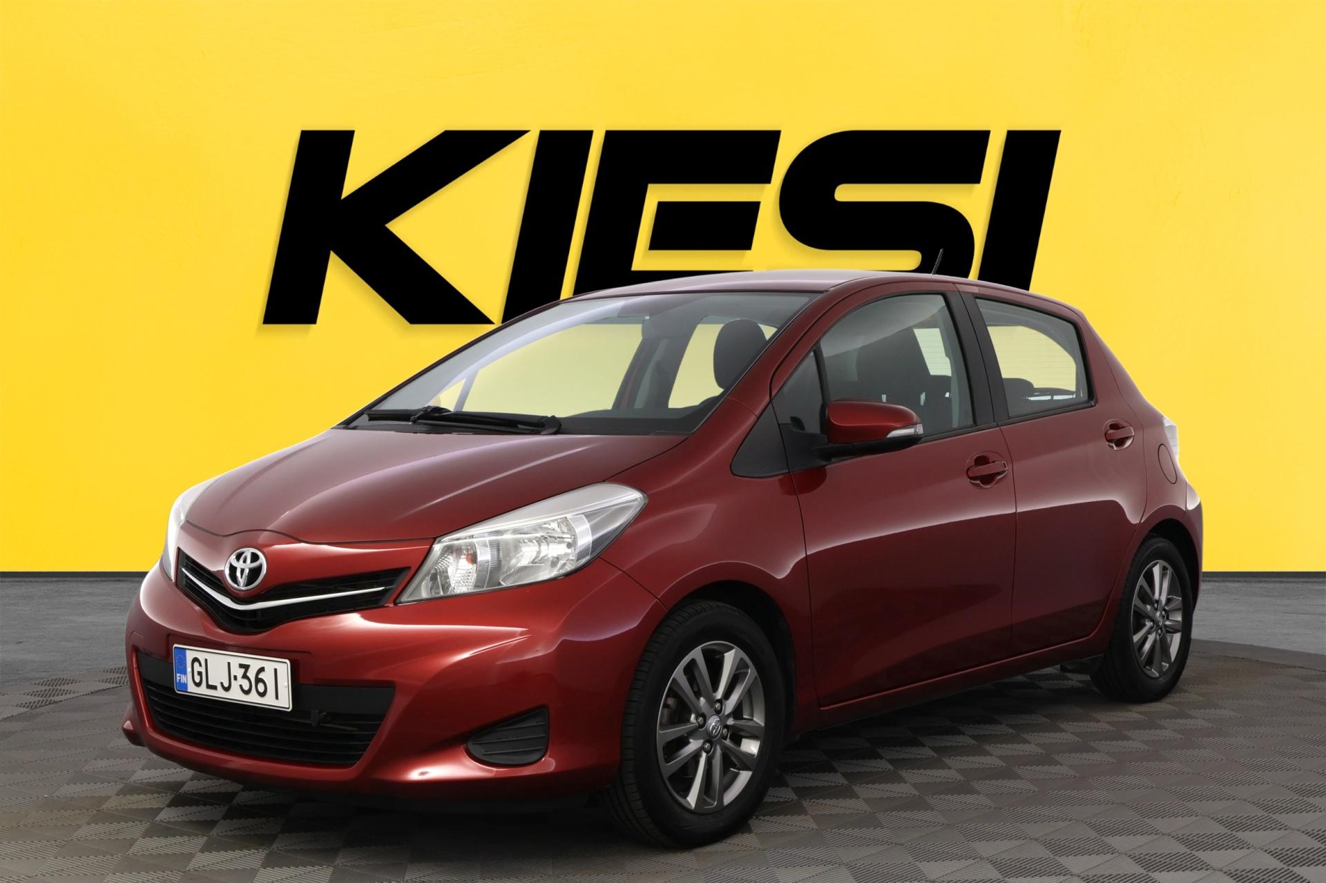 TOYOTA Yaris 2014