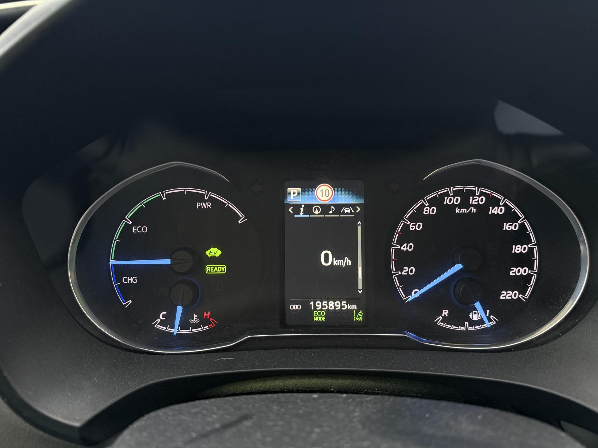 TOYOTA Yaris 2017
