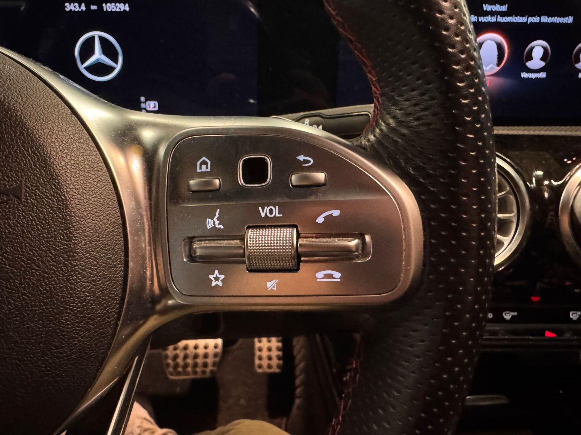 MERCEDES-BENZ CLA 2019