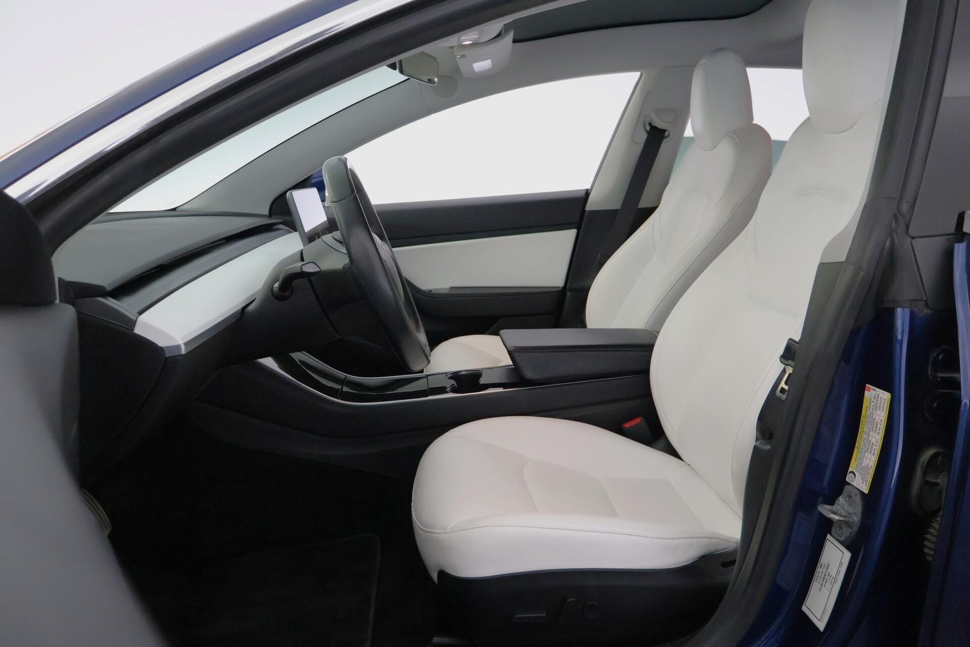 TESLA Model 3 2019
