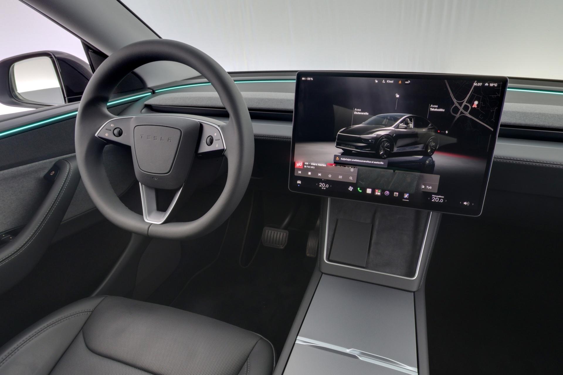 TESLA Model Y 2025