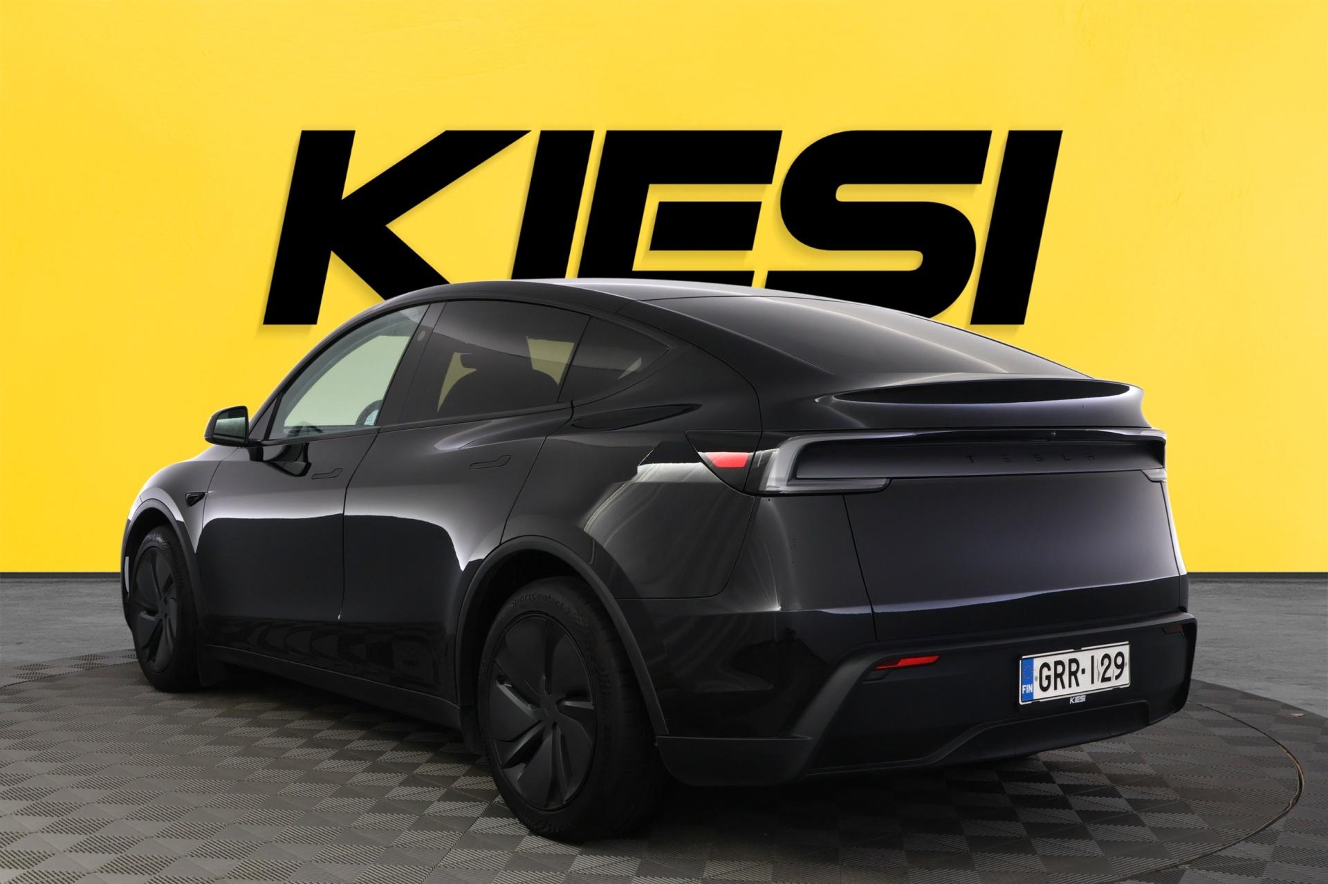 TESLA Model Y 2025