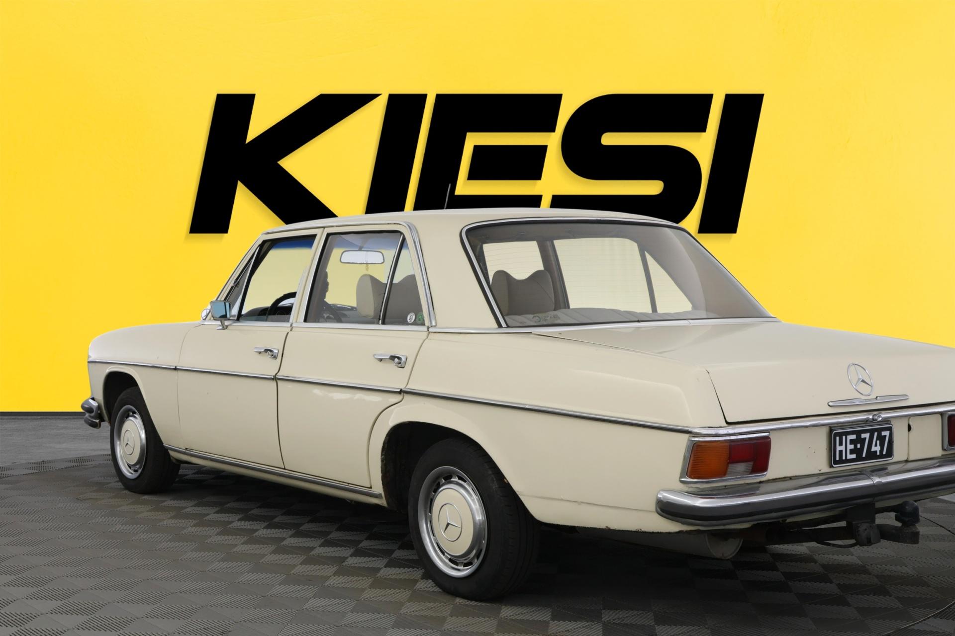 MERCEDES-BENZ 250 1968