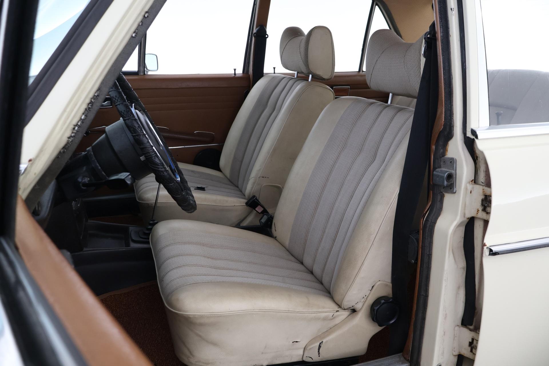 MERCEDES-BENZ 250 1968