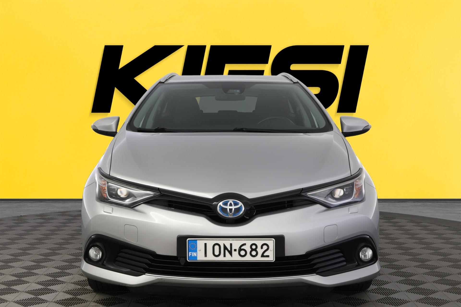 TOYOTA Auris 2018