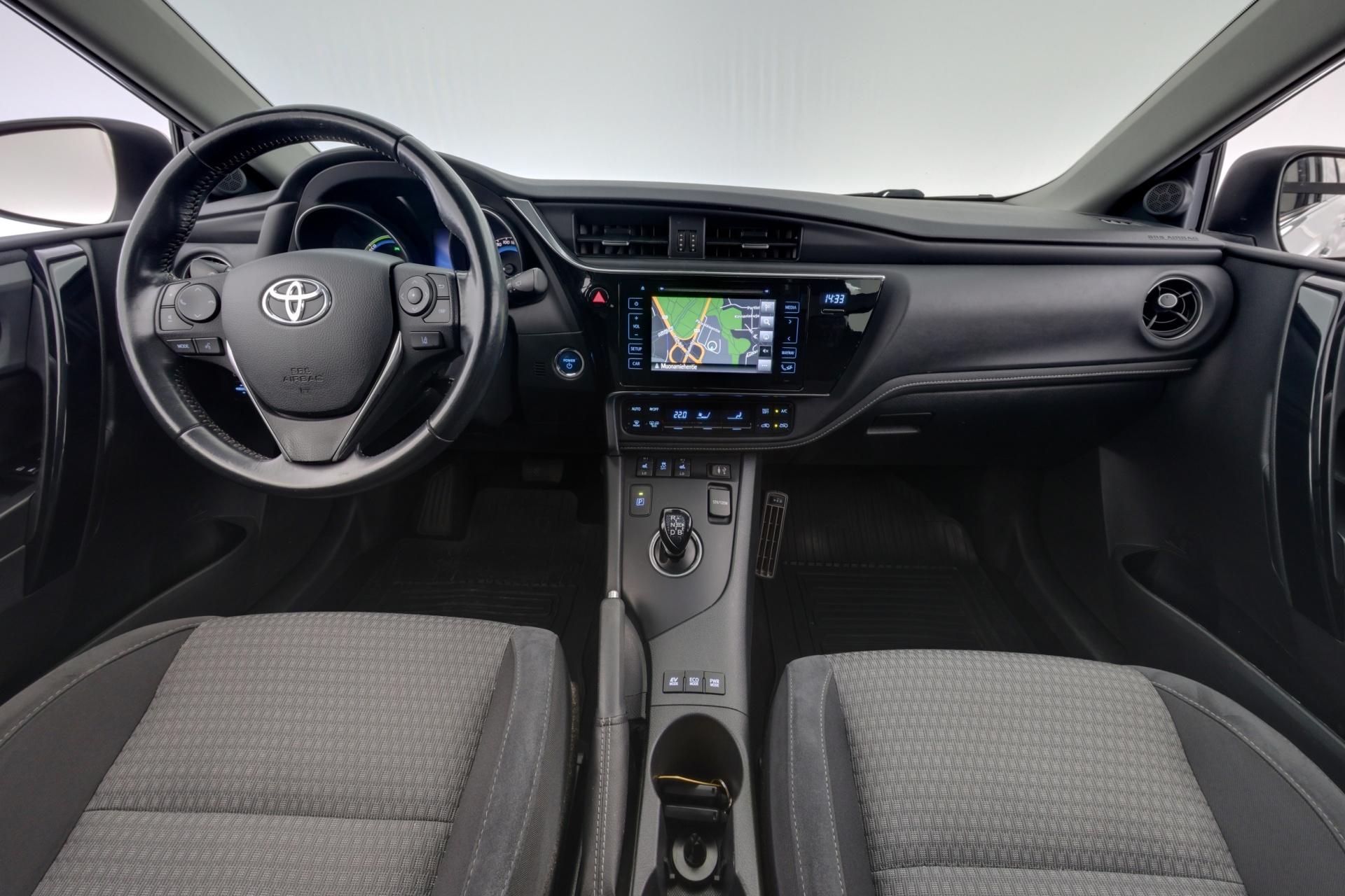 TOYOTA Auris 2018
