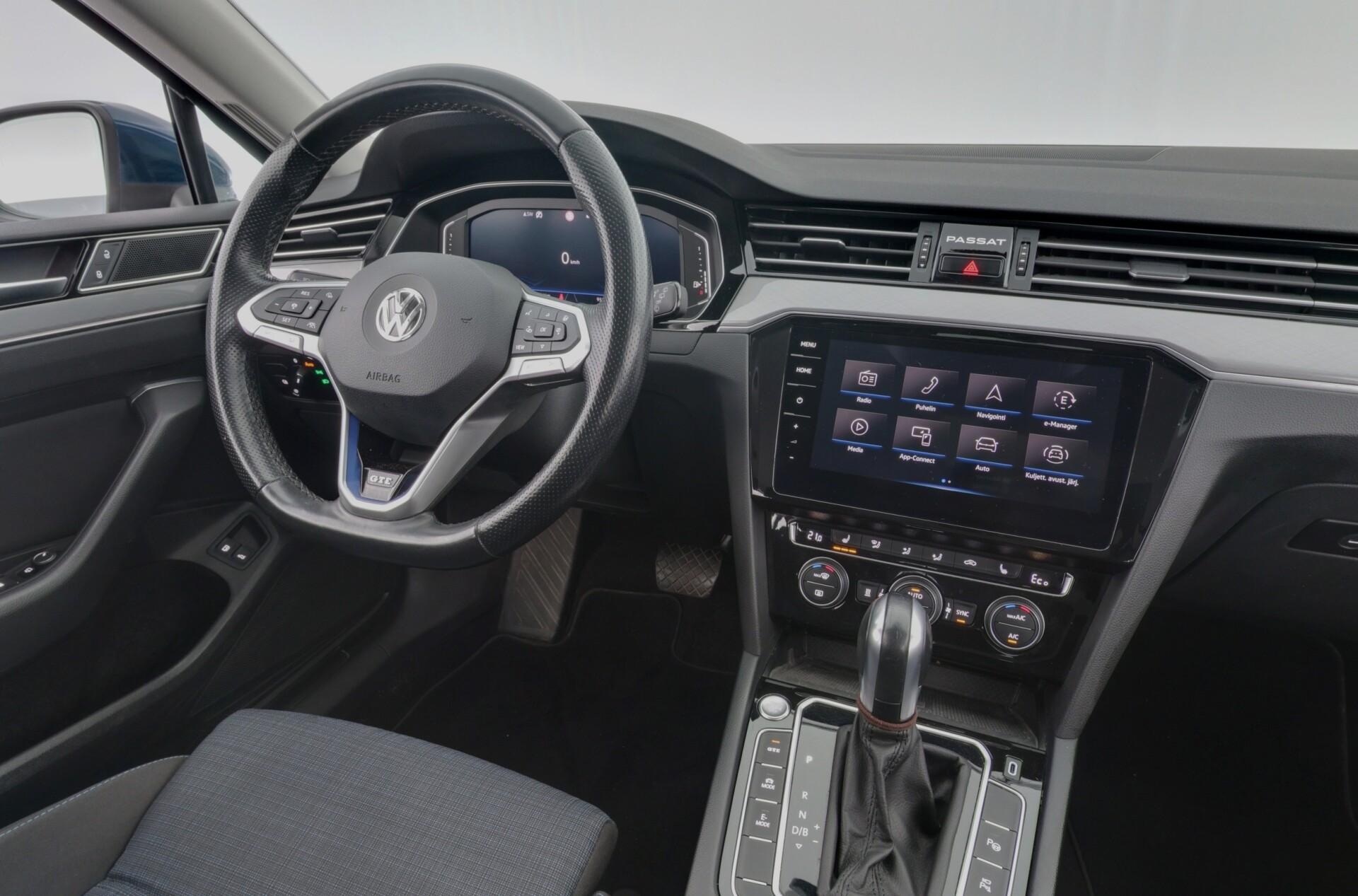 VOLKSWAGEN Passat 2020