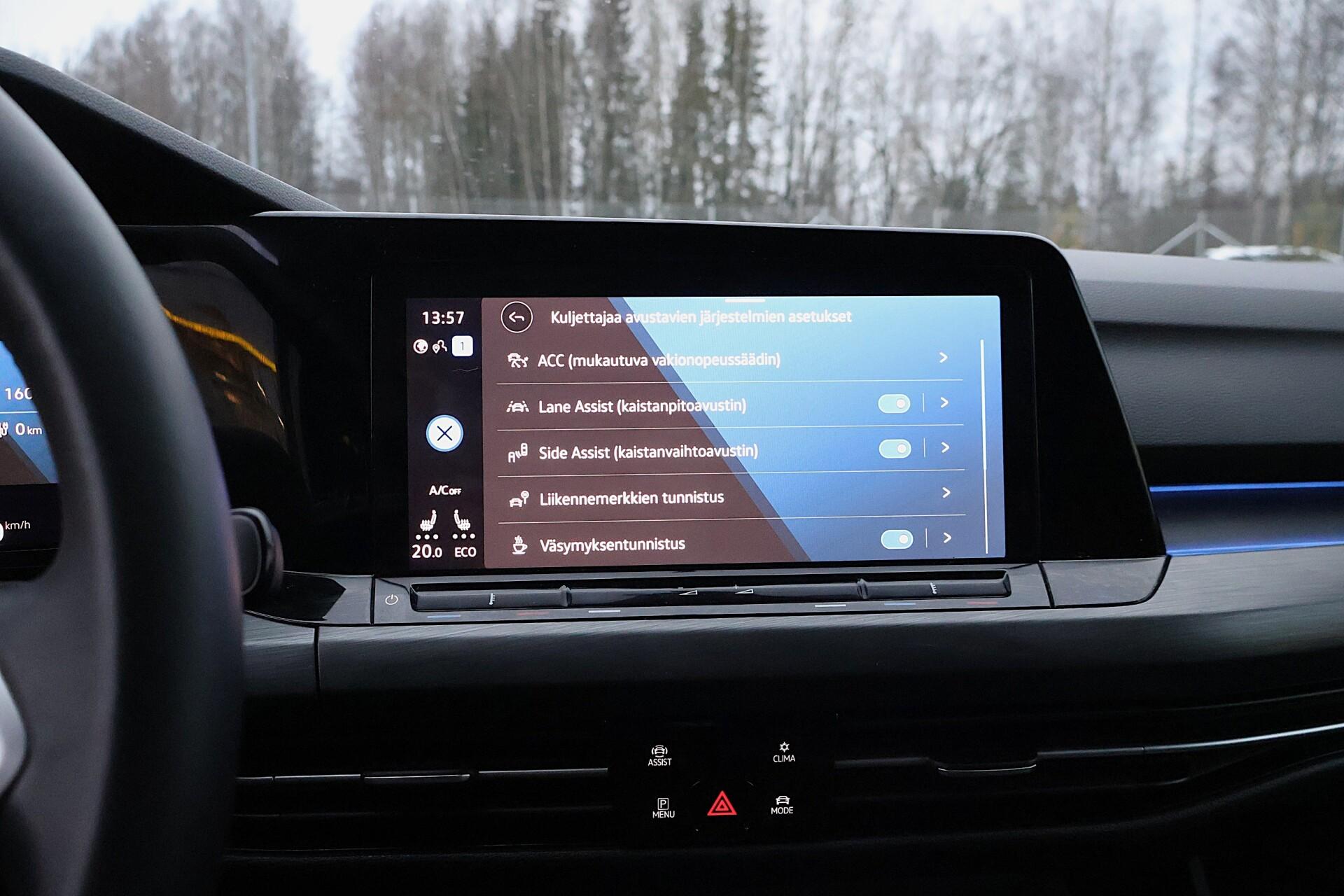 VOLKSWAGEN Golf 2021