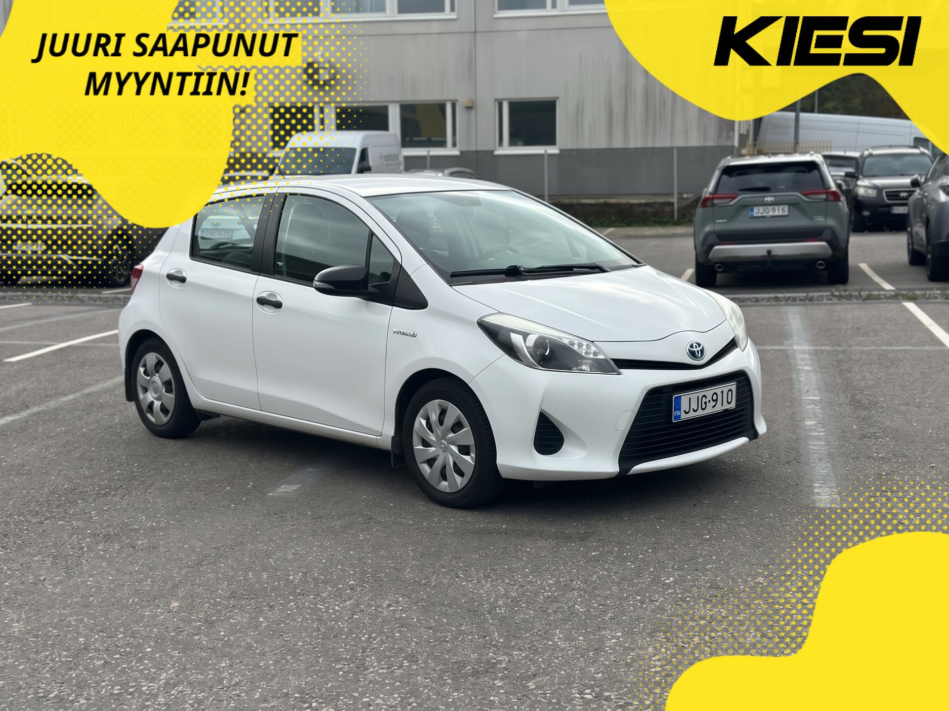 TOYOTA Yaris 2014