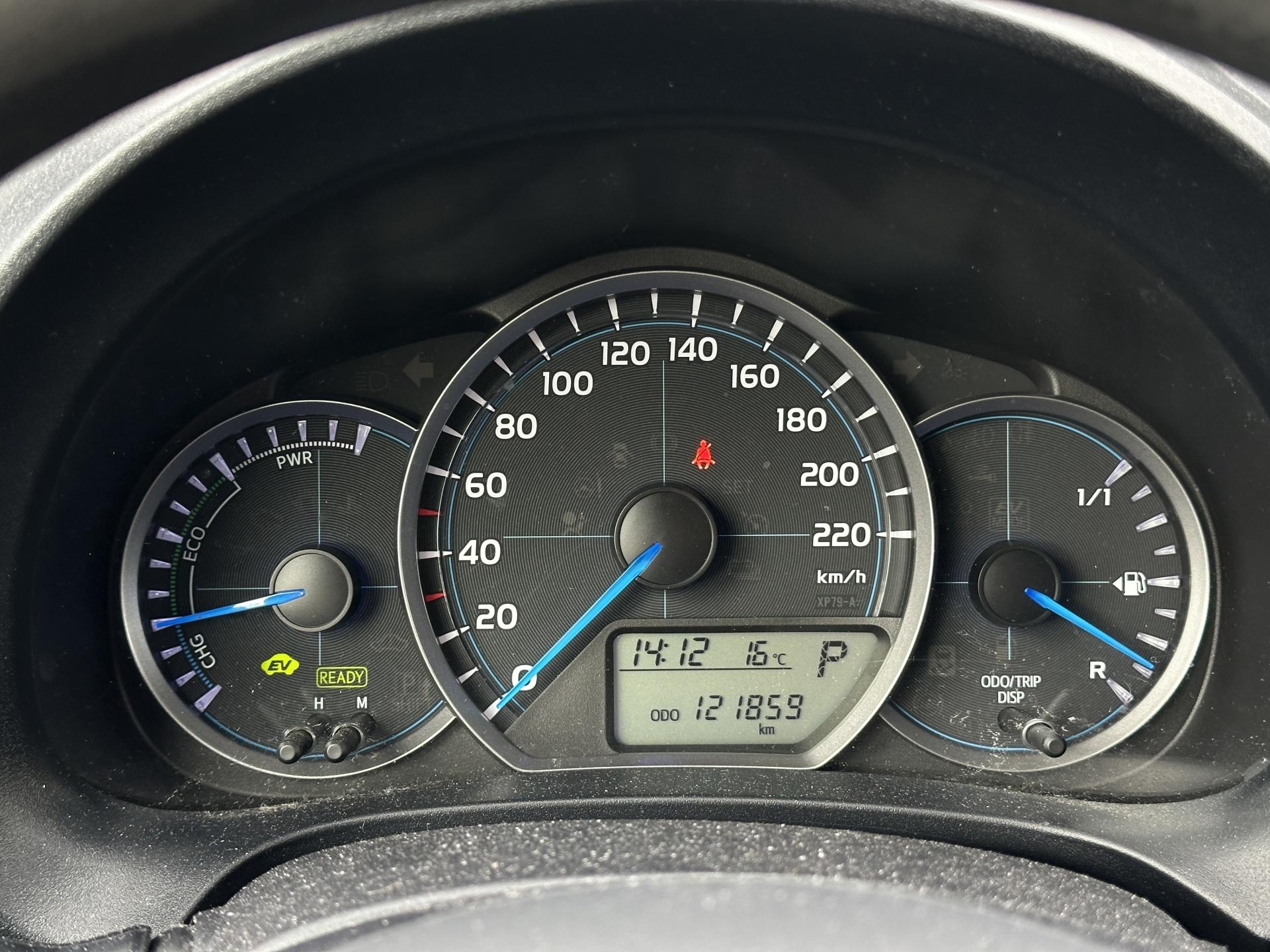 TOYOTA Yaris 2014