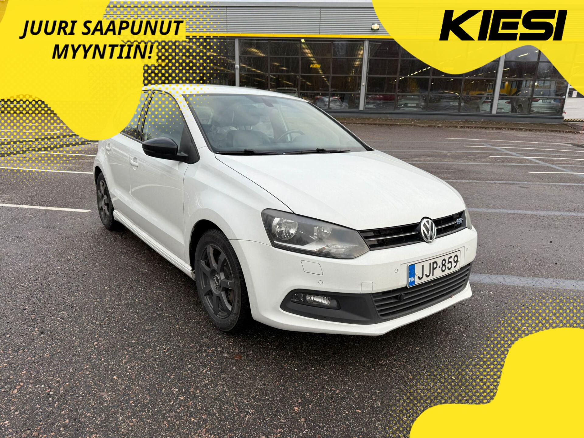 VOLKSWAGEN Polo 2015