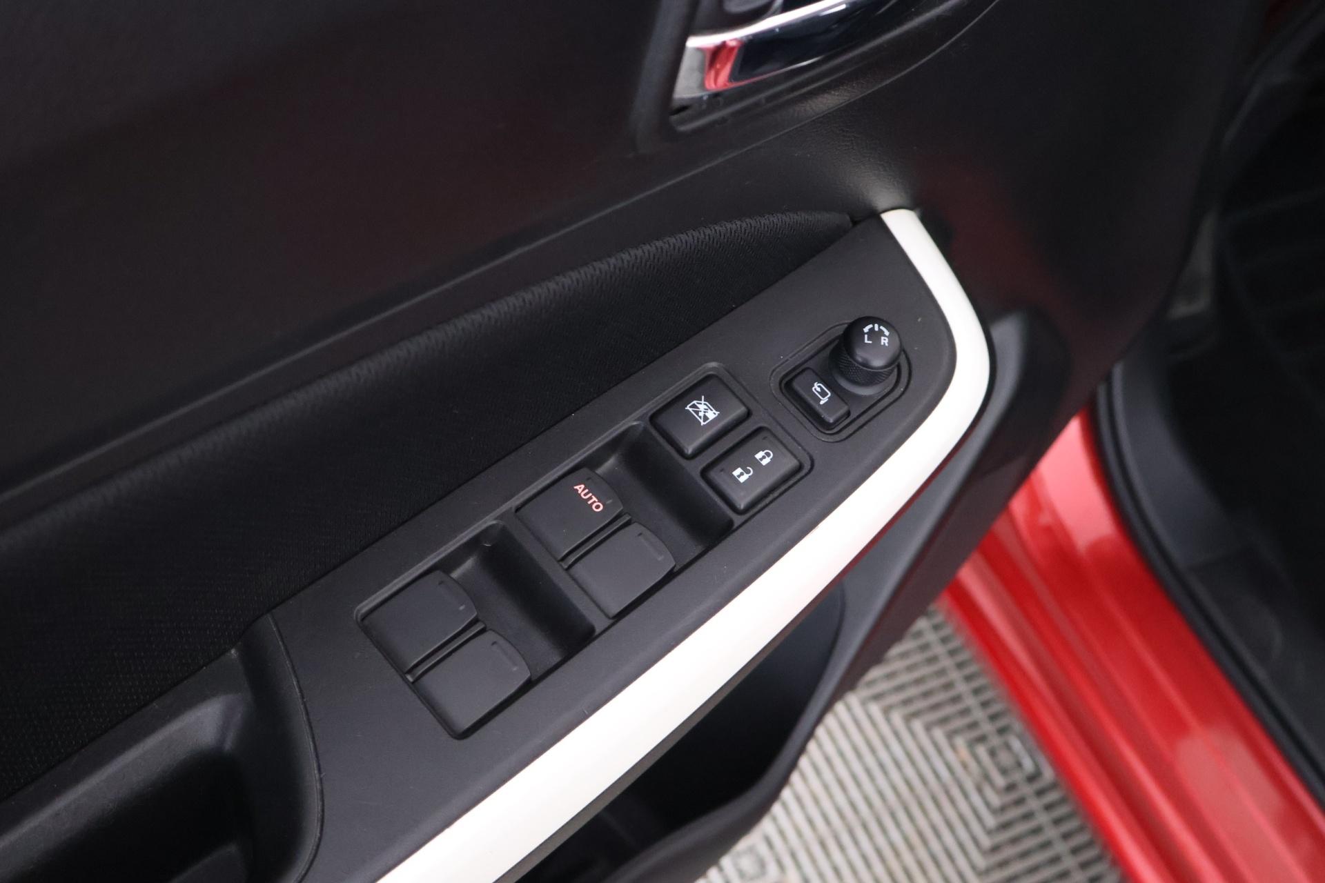 SUZUKI Swift 2018