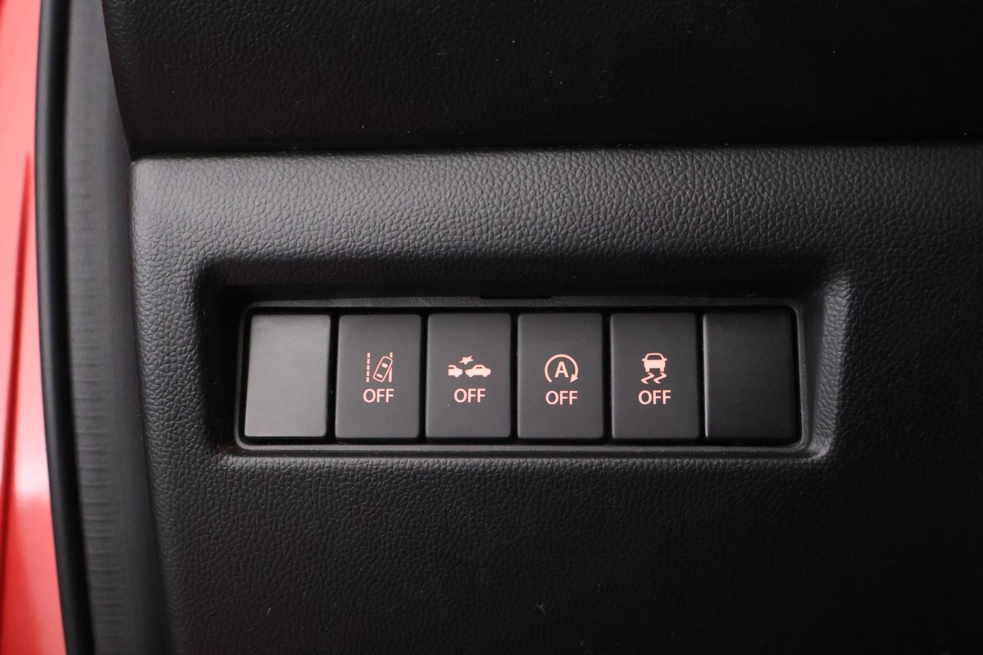 SUZUKI Swift 2018