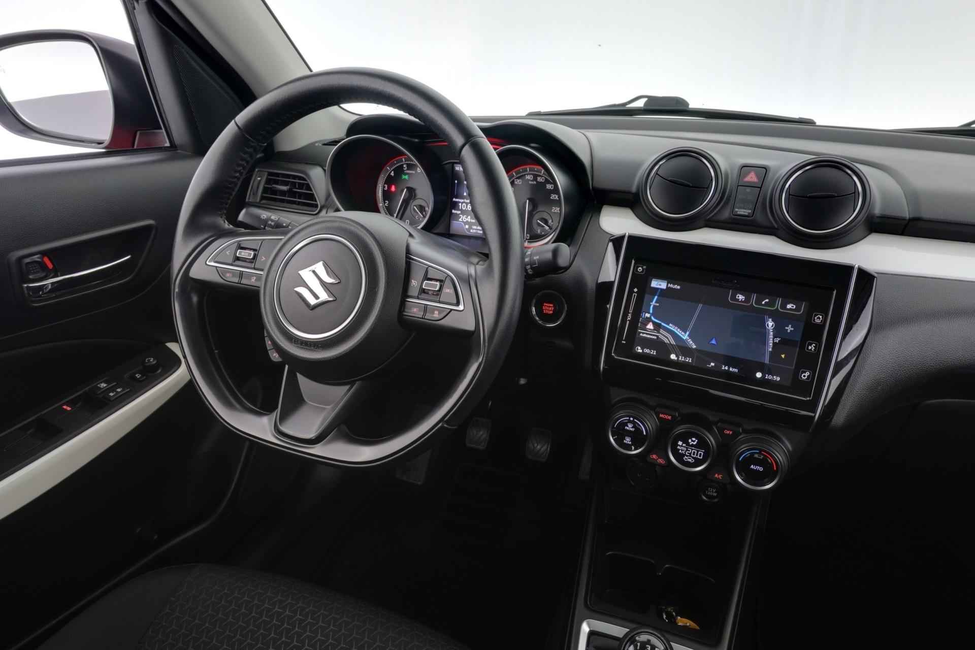 SUZUKI Swift 2018