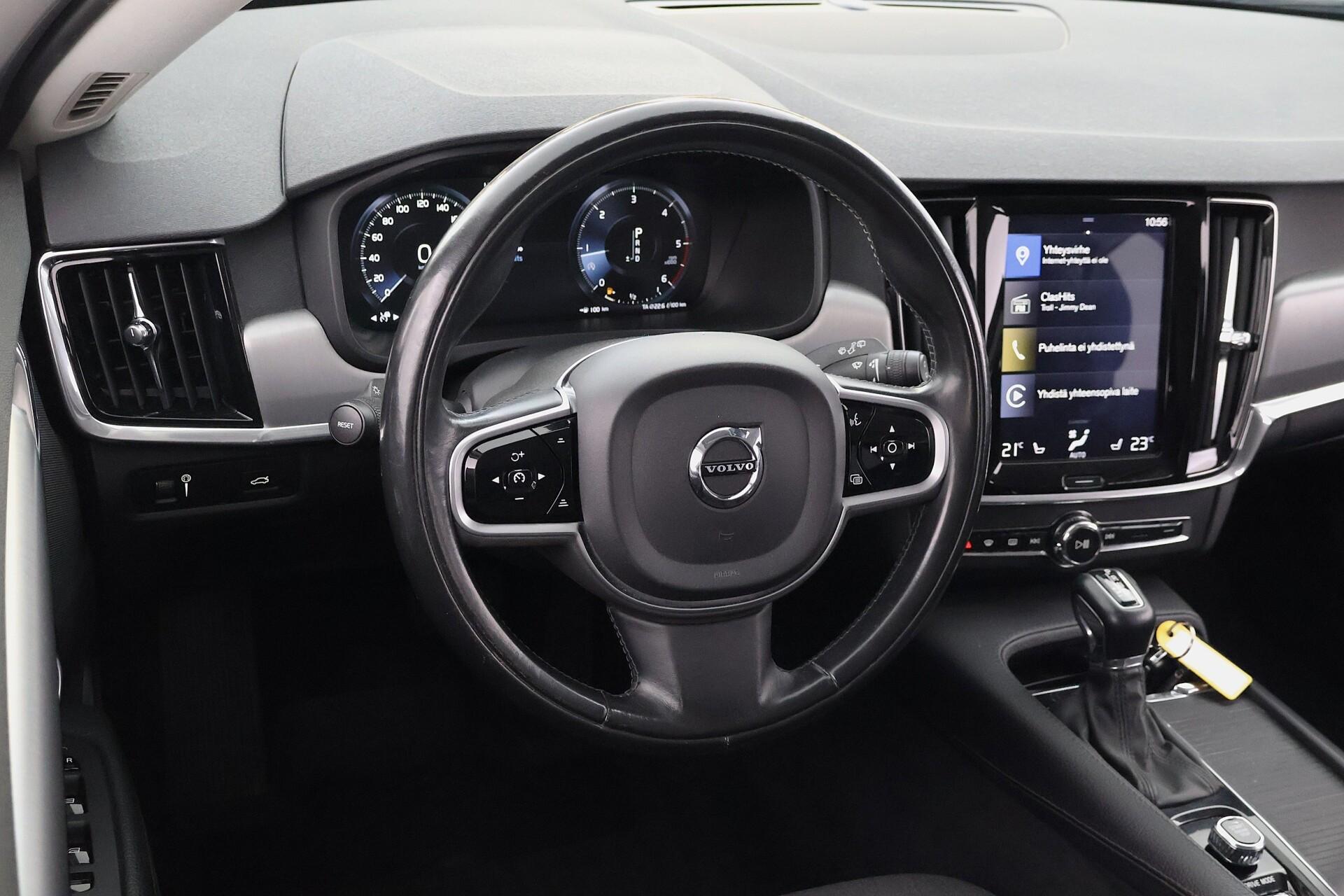 VOLVO V90 2019